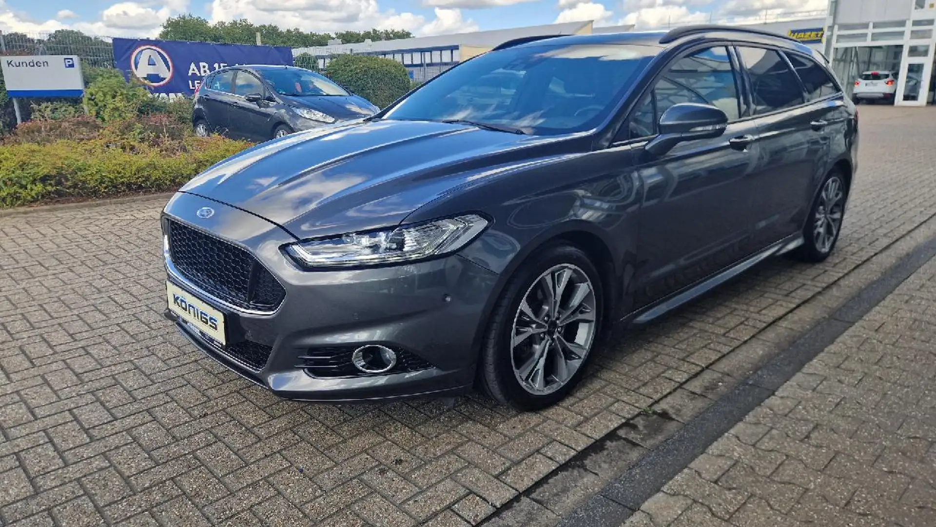 Ford Mondeo ST-Line Grijs - 1