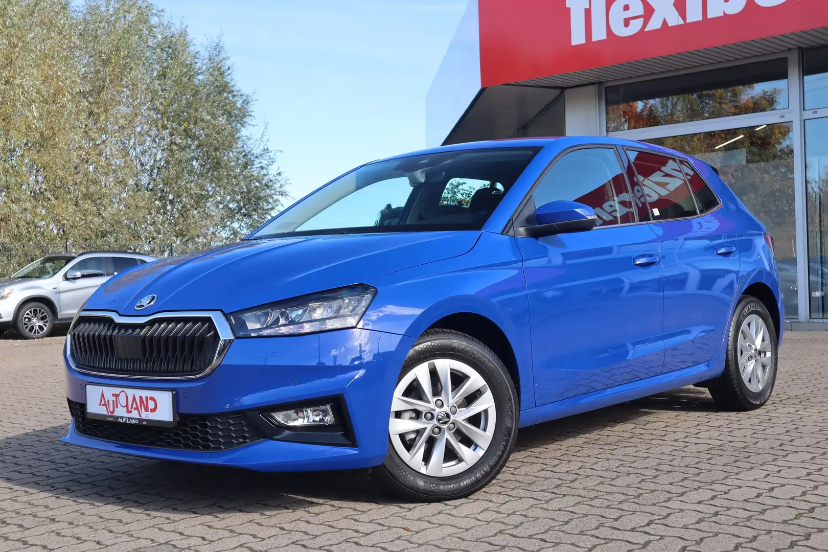 Skoda Fabia 1.0 TSI Style LED Navi Sitzheizung PDC DAB Blau - 2