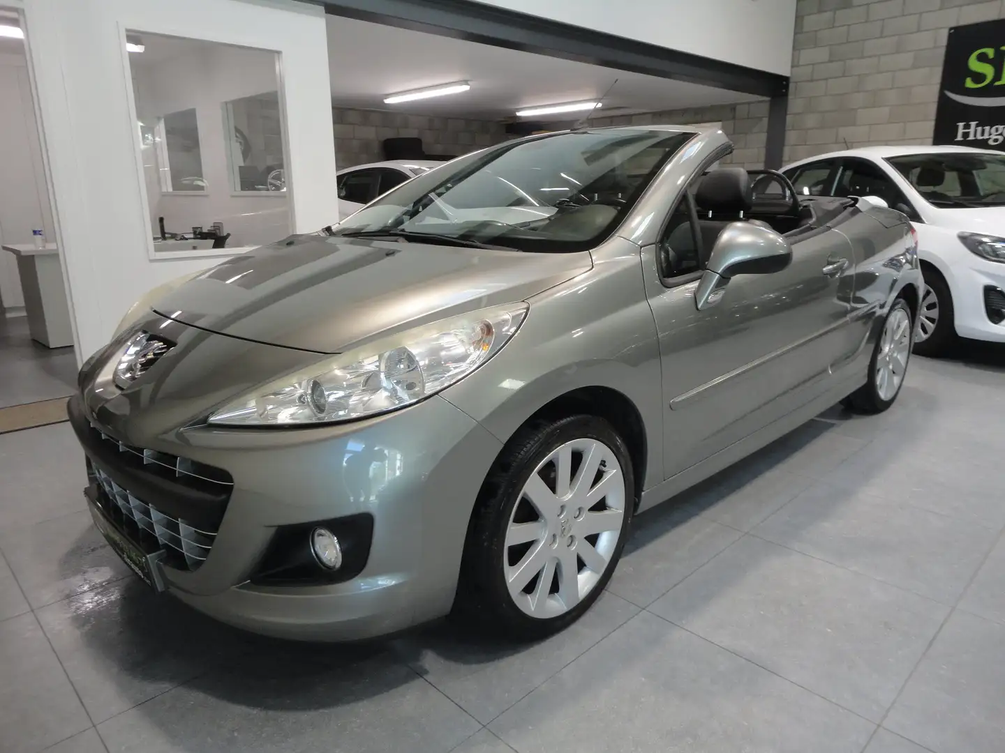 Peugeot 207 207 CC 1.6i Key West CUIR AIR CO JALU 1 AN GARANTI Gris - 1
