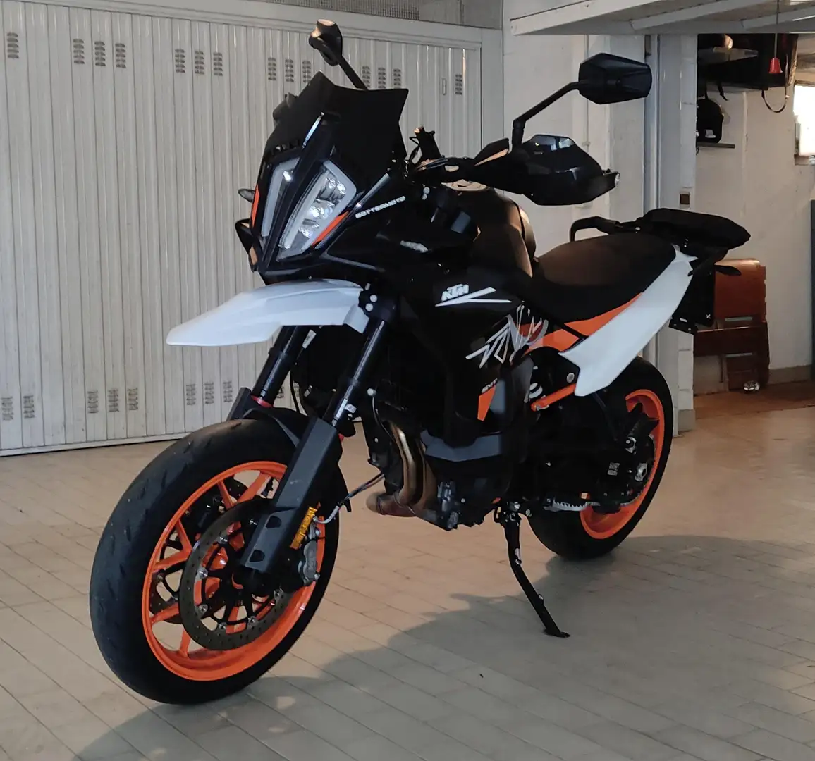 KTM 890 SMT Negro - 2