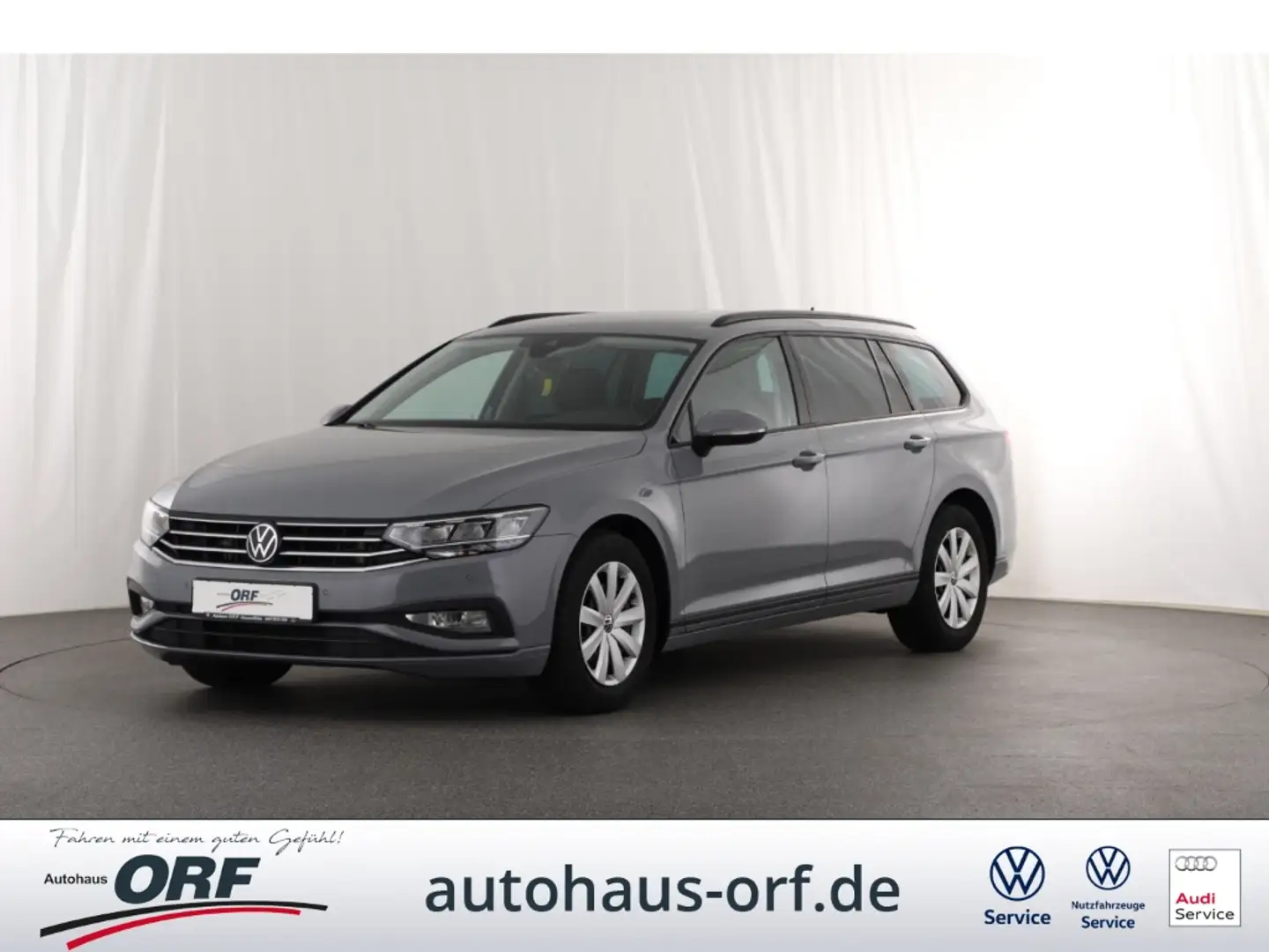 Volkswagen Passat Variant 1.5 TSI DSG KAMERA DAB NAVI ACC LED ROLLOS Grijs - 1
