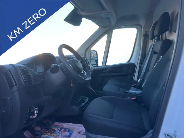 Peugeot Boxer view 11