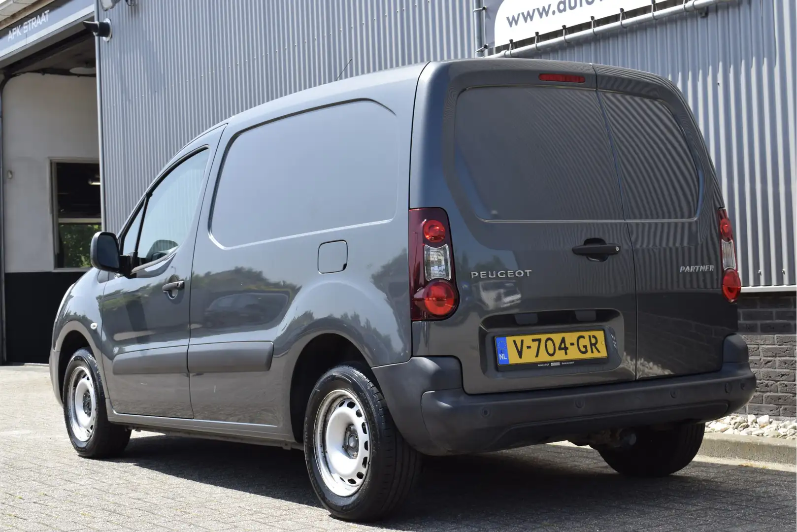 Peugeot Partner 120 1.6 BlueHDi 75 L1 Première MARGE, Airco, Schui Gris - 2