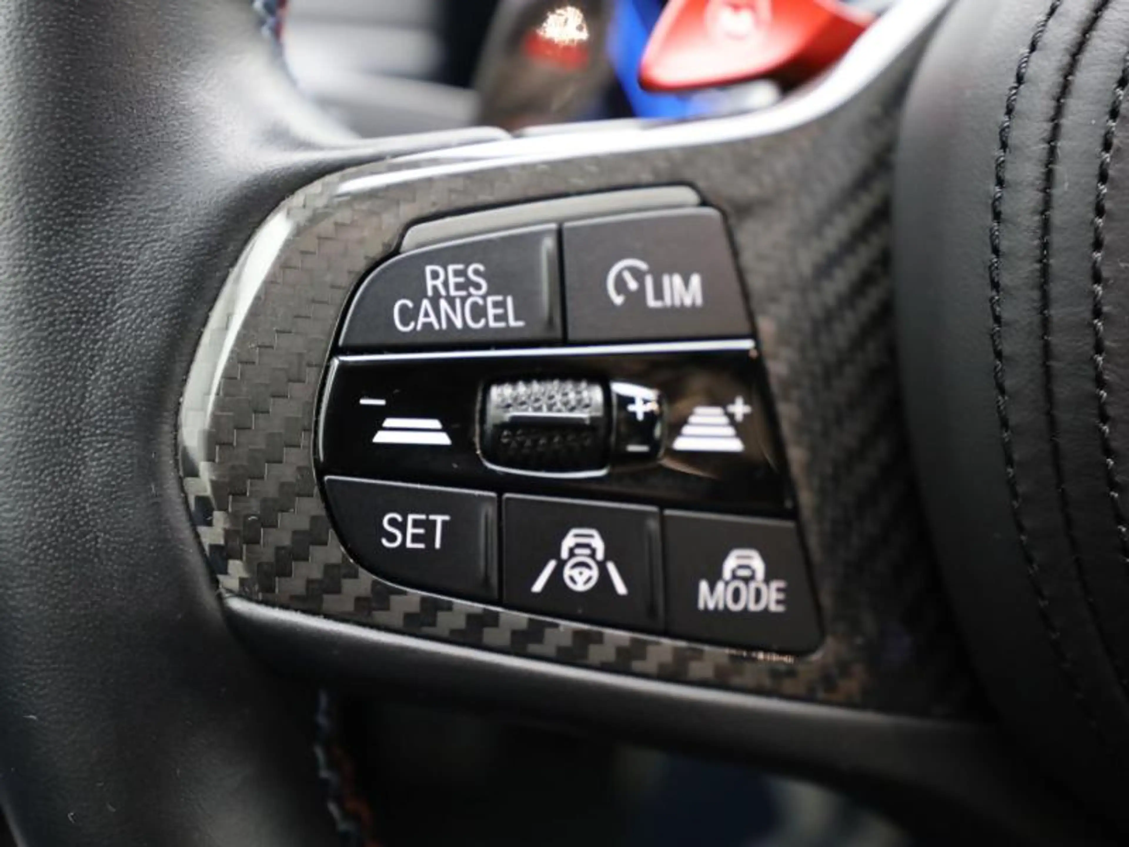 BMW M4 competition xdrive - acc - harman-kardon - lasers — photo 11