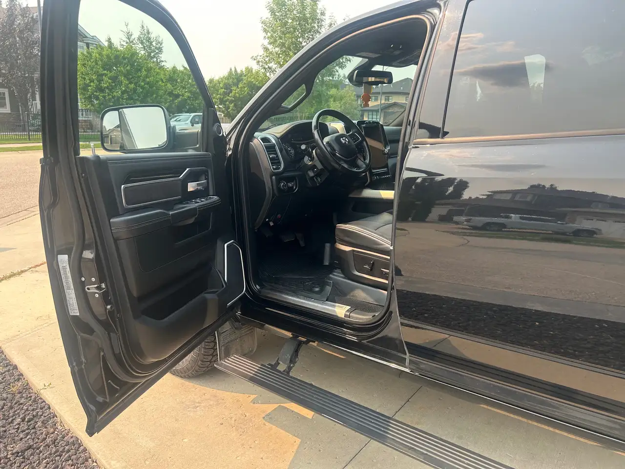RAM 2500 снимка RAM 2500