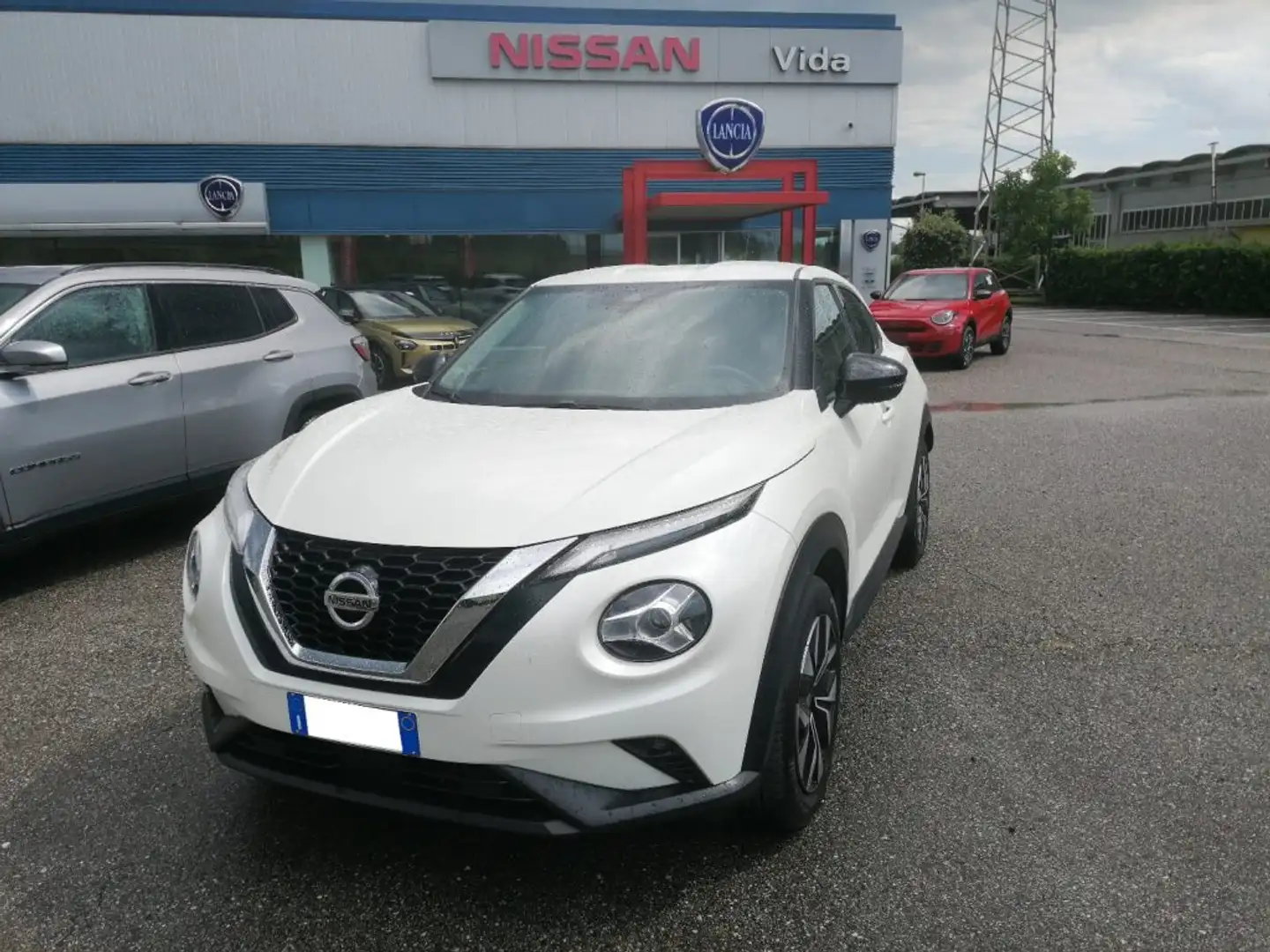 Nissan Juke 1.0 DIG-T 114 CV Acenta LOOK PACK Bianco - 2