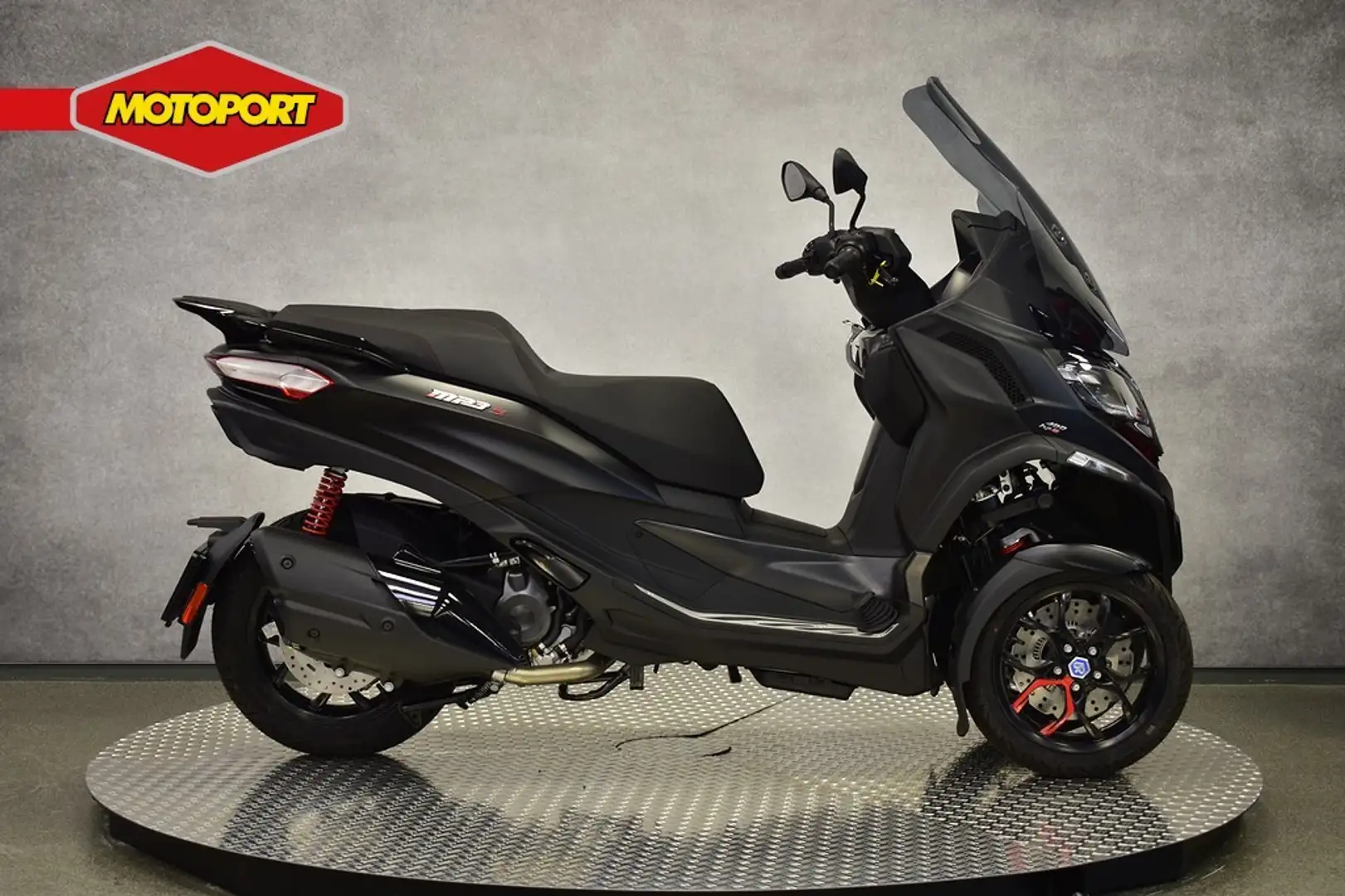 Piaggio MP3 400 HPE SPORT demo Zwart - 1