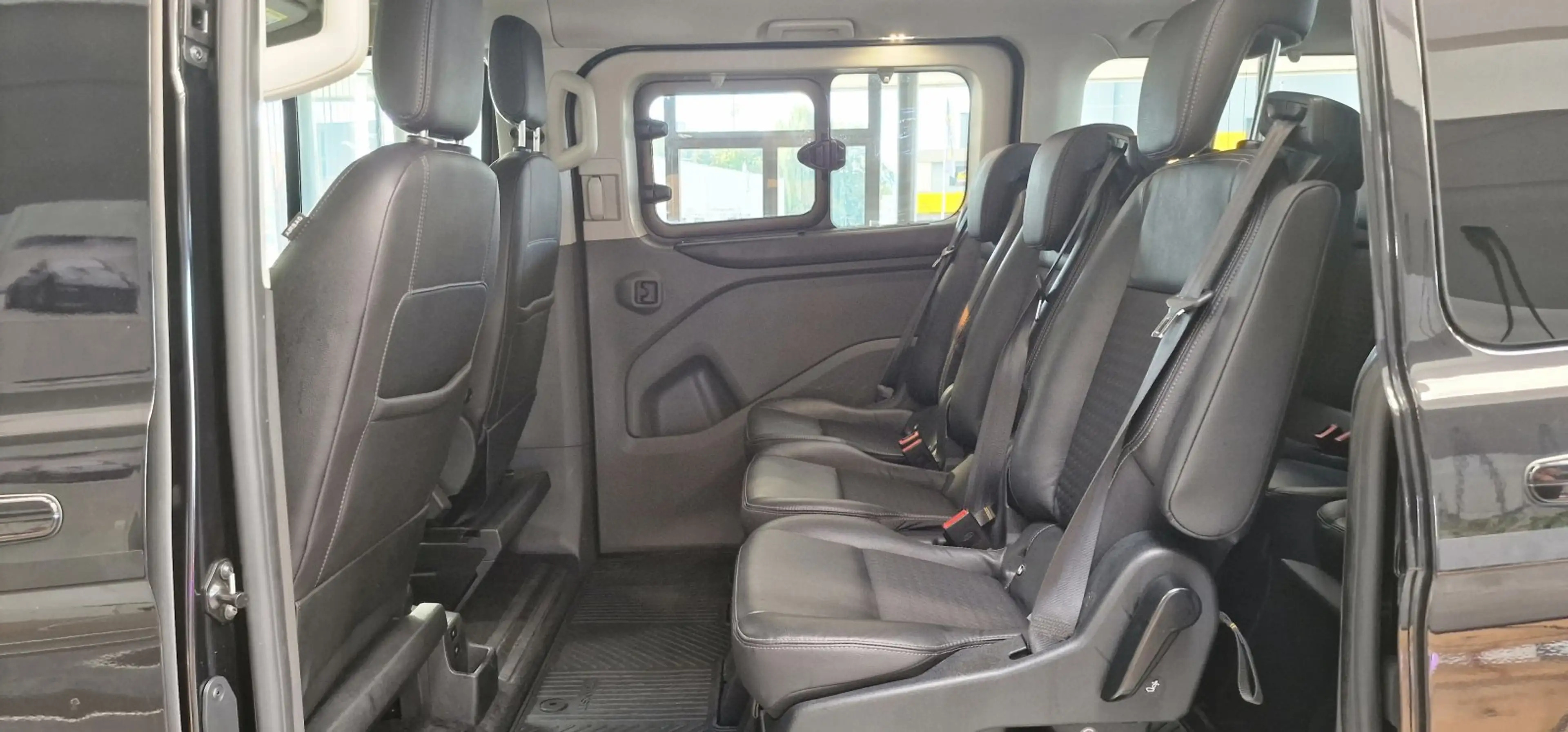 Ford Tourneo Custom SPORT 8-Sitzer L2 Shuttlebus Trend 1-Hand Aut. — photo 21