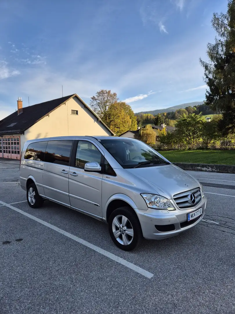 Mercedes-Benz Viano Trend extralang 2,2 CDI BlueEff. DPF 4MATIC Aut. Silber - 2