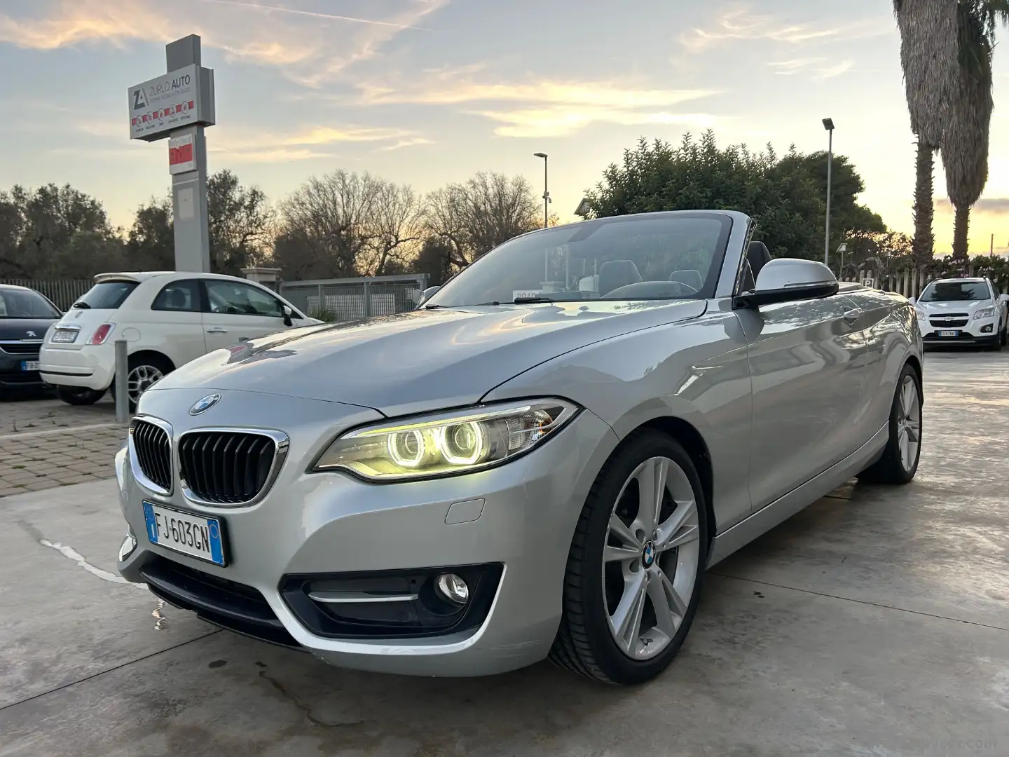 BMW 218 220d Cabrio Sport auto my15 190CV Argento - 1