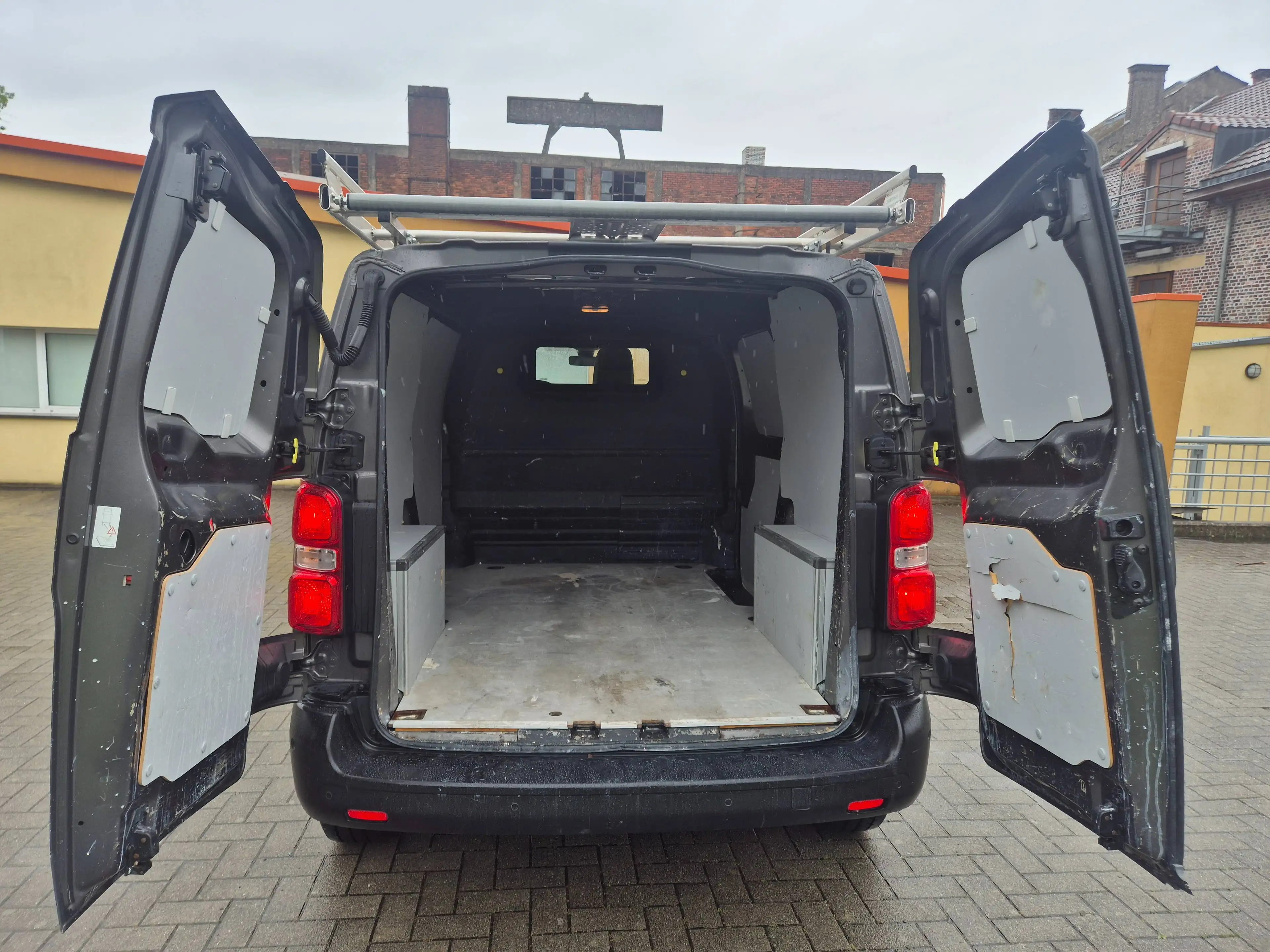 Citroen Jumper Jumpy 2.0 BlueHDi M Business S — photo 13