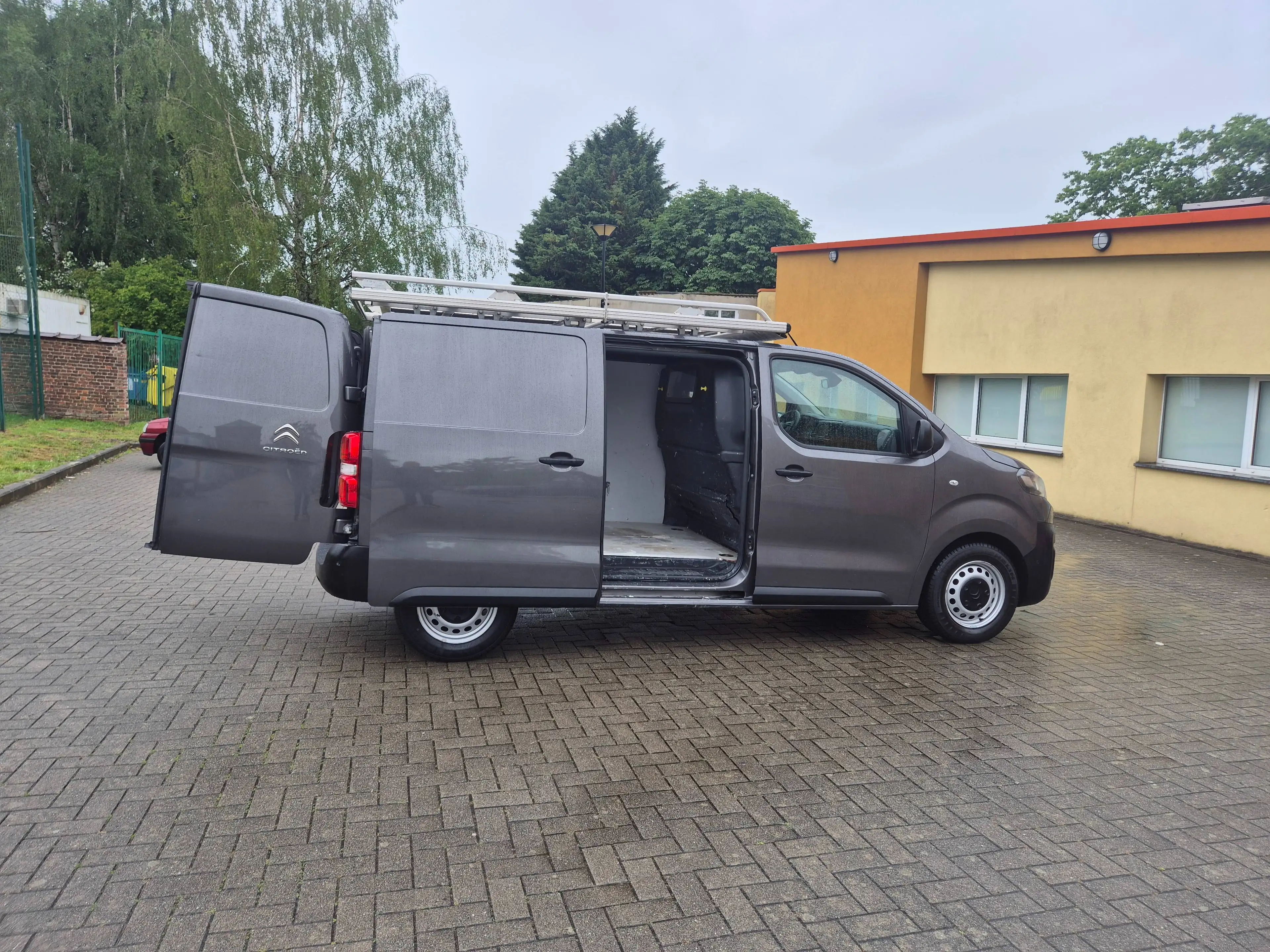 Citroen Jumper Jumpy 2.0 BlueHDi M Business S — photo 14