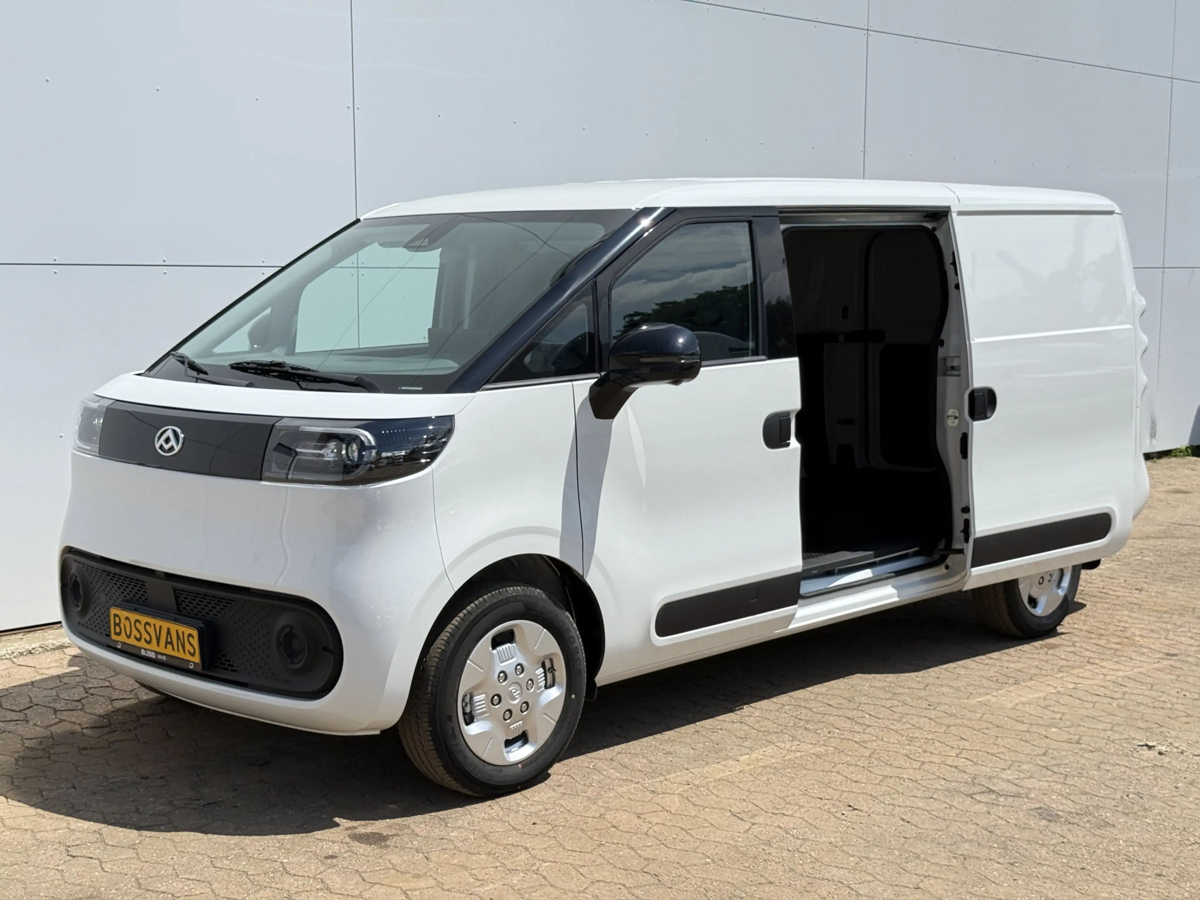 Maxus eDeliver 5 64 kWh 163PK Elektrisch! L1H1 335KM WLTP 360° Came — photo 2