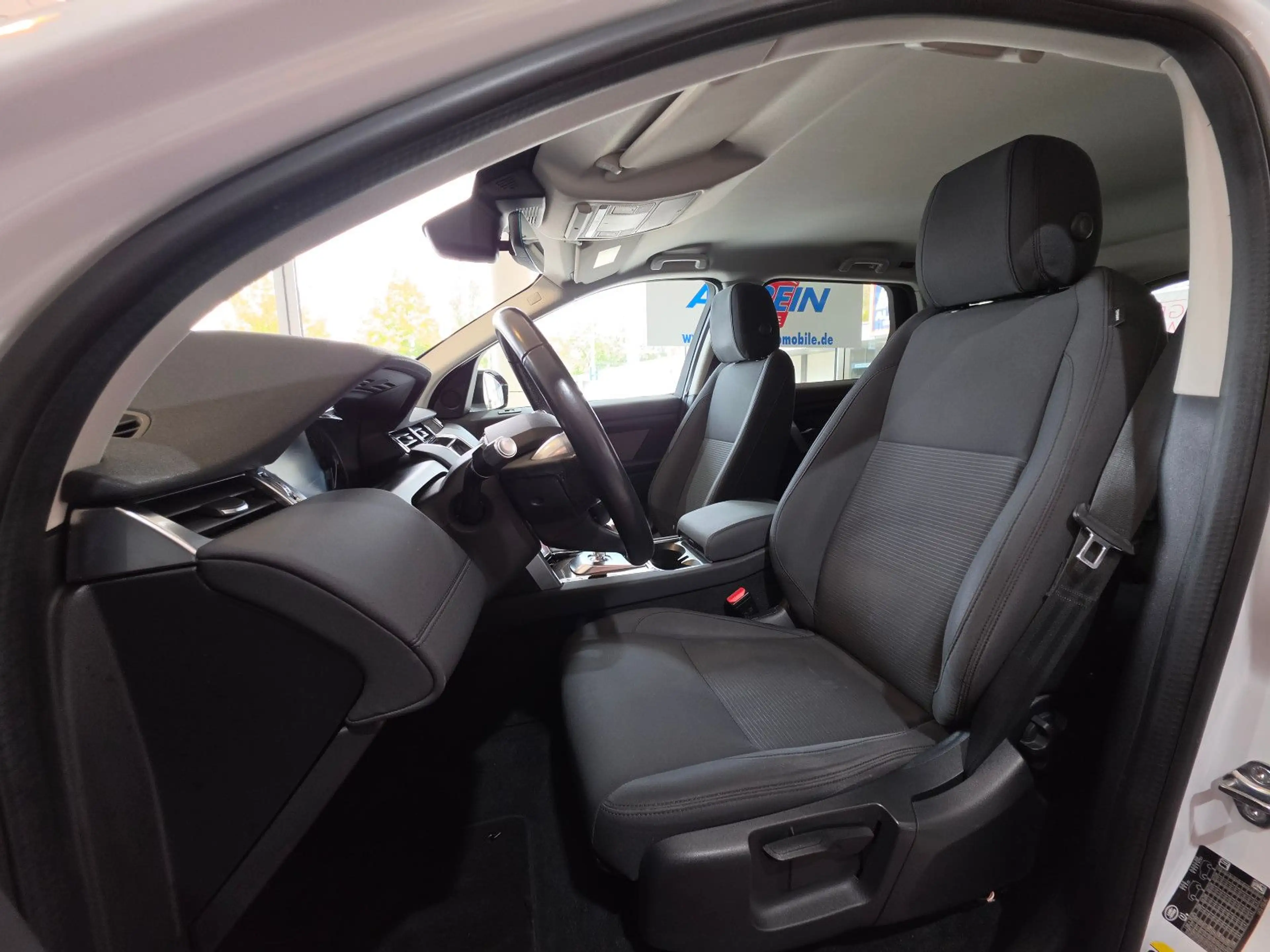 Land Rover Discovery Sport AWD Facelift+Automatik+NAVI+AHK — photo 8