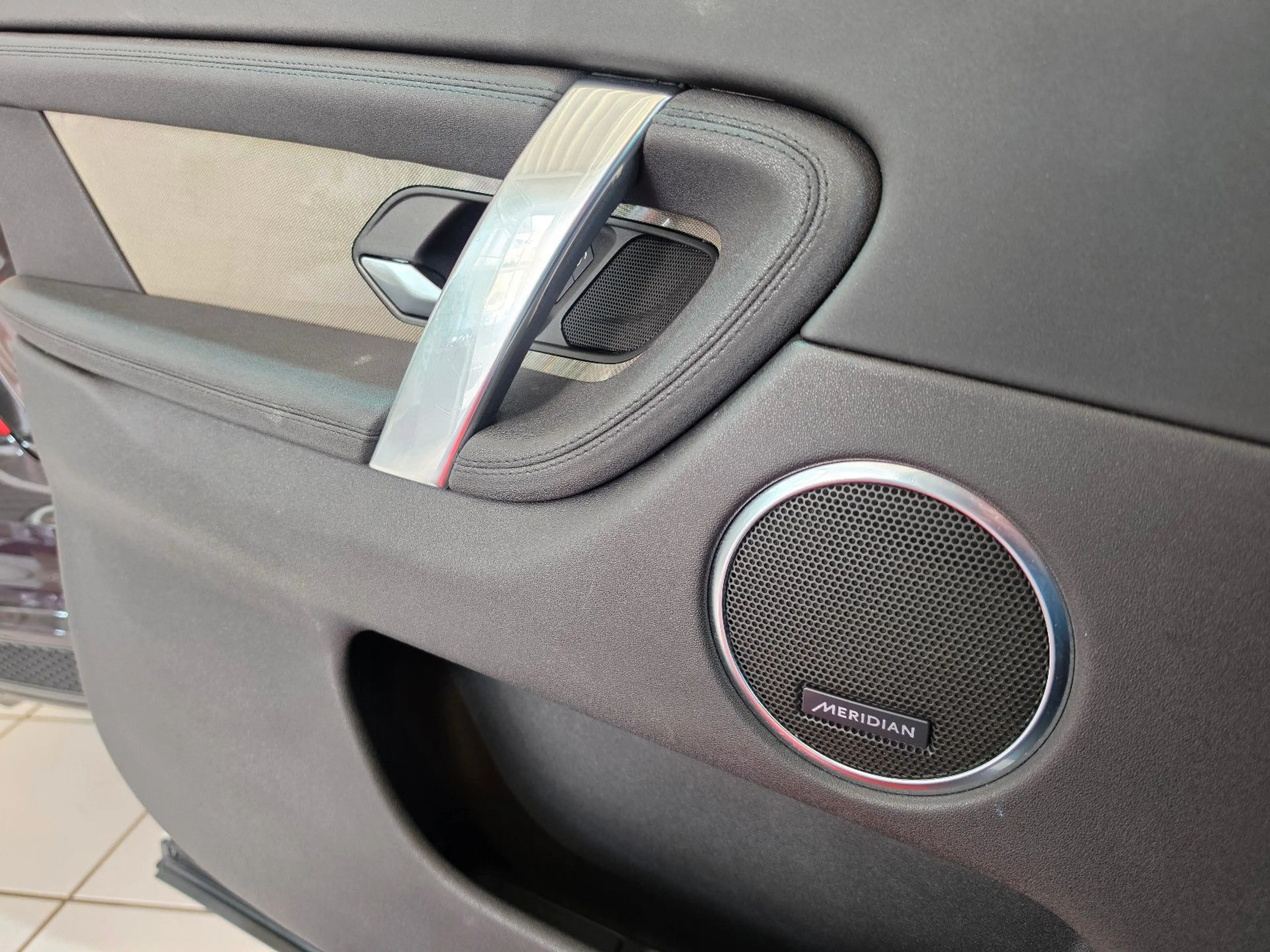 Land Rover Discovery Sport AWD Facelift+Automatik+NAVI+AHK — photo 11