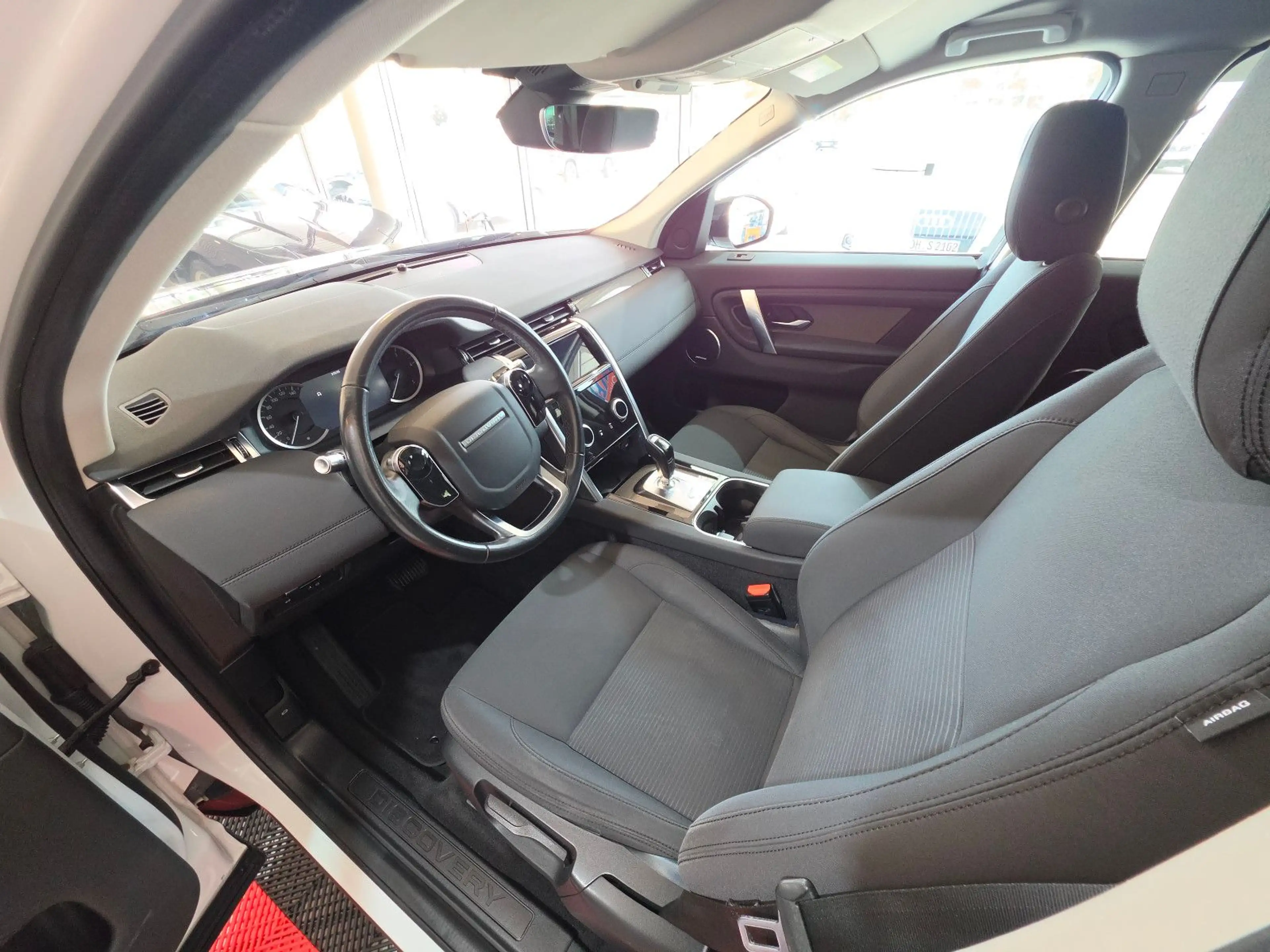 Land Rover Discovery Sport AWD Facelift+Automatik+NAVI+AHK — photo 10