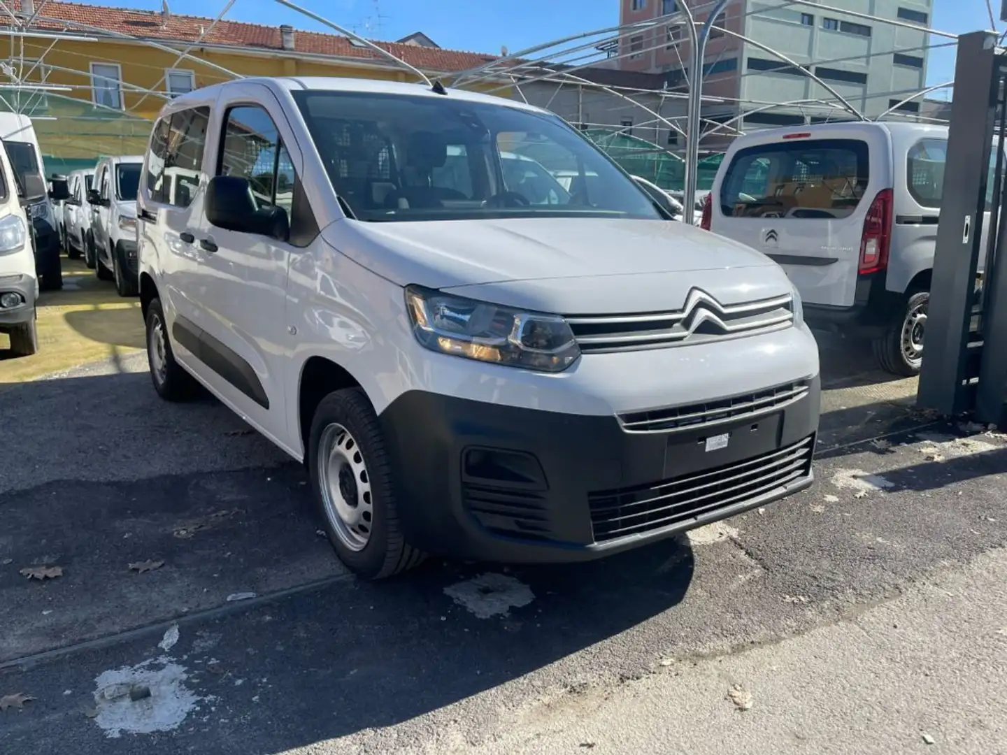 Citroen Berlingo PureTech 110 N1 Combi Live Bianco - 2