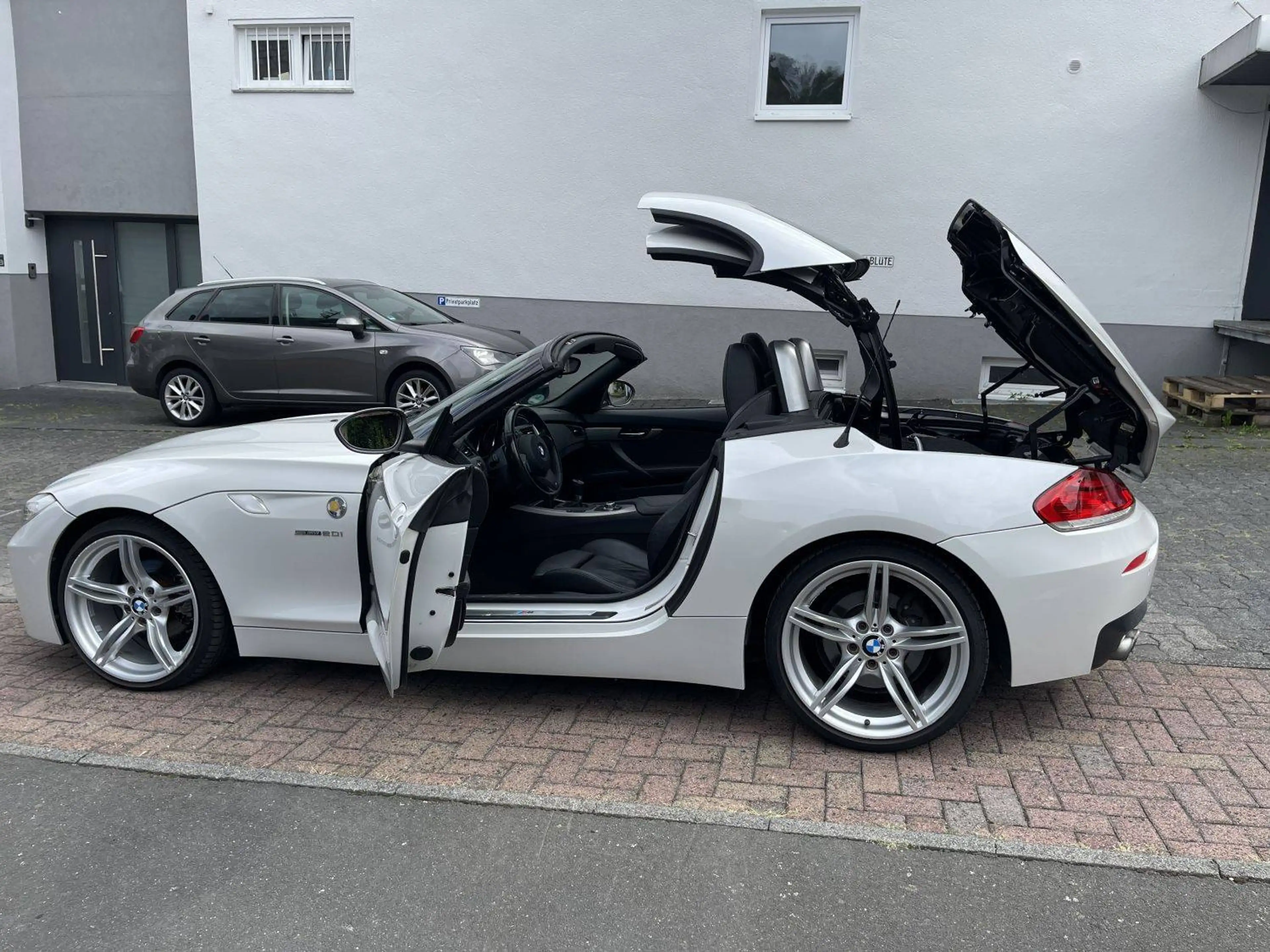 BMW Z4 Z4 sDrive20i,M-Sport,Navi,19",Xenon,Leder