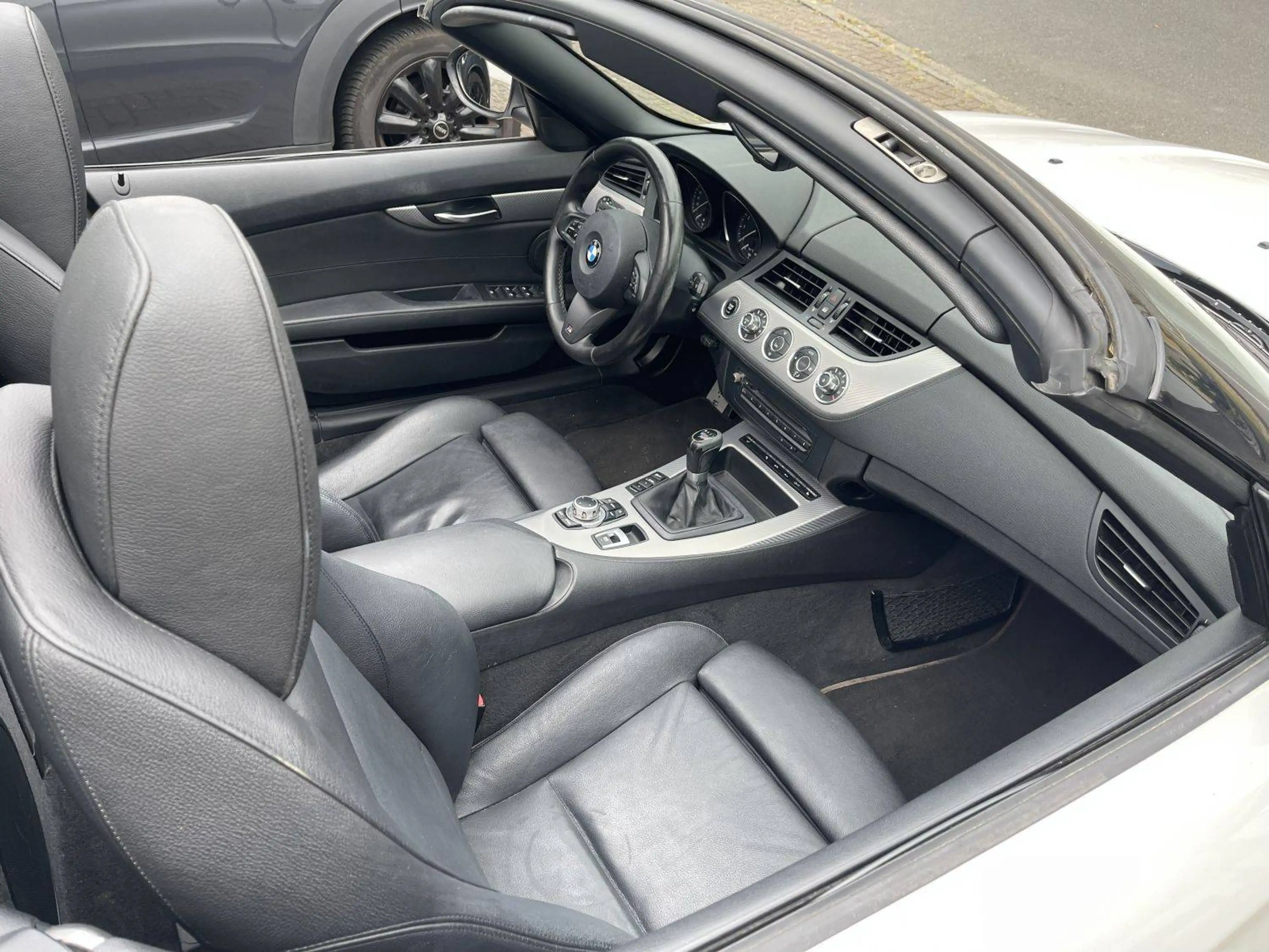 BMW Z4 Z4 sDrive20i,M-Sport,Navi,19",Xenon,Leder — photo 10