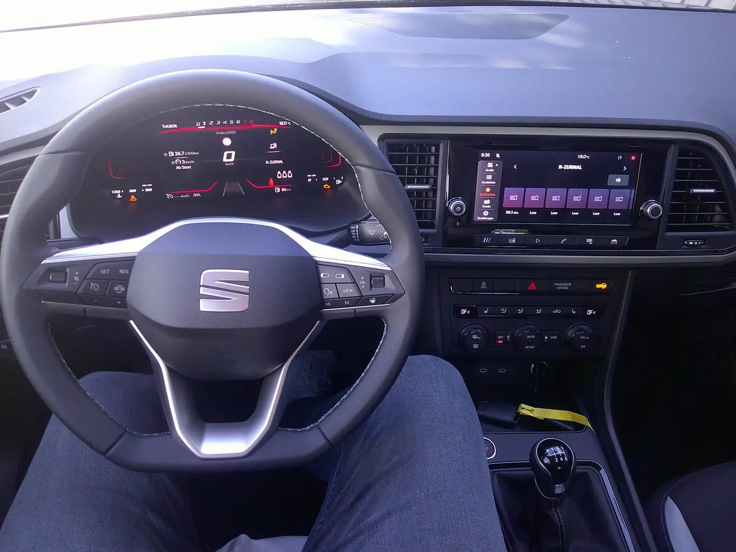 SEAT Ateca Reference Edition 1.0 TSI Schwarz - 2