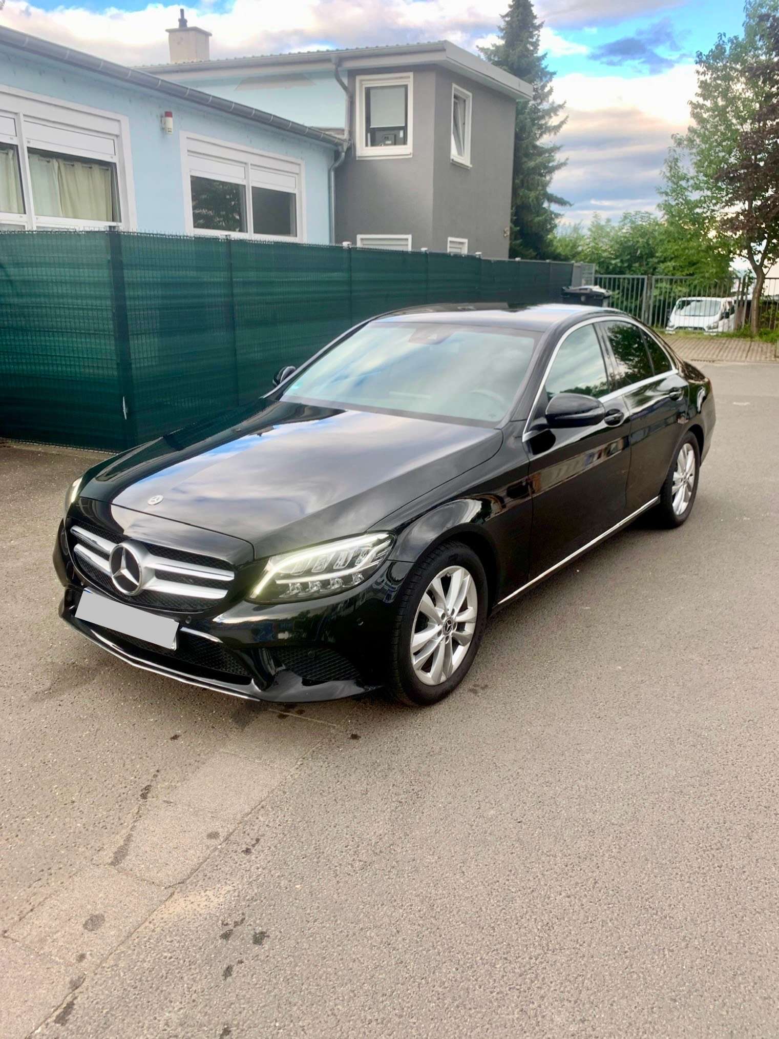 Second hand Mercedes Benz C-Class 180