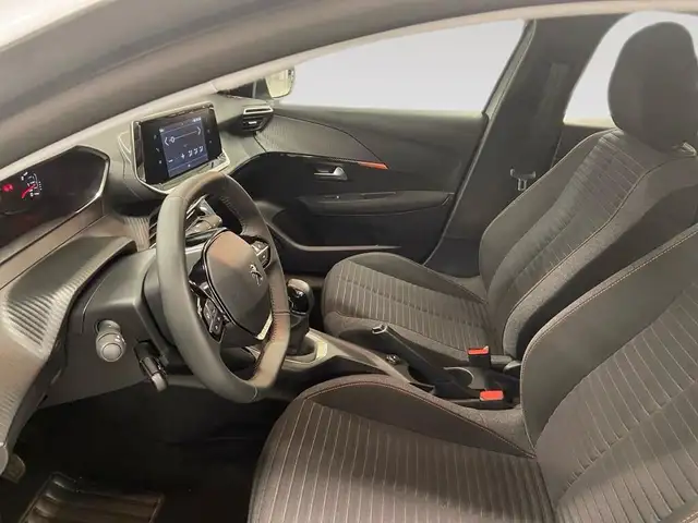 Peugeot 208 view 7