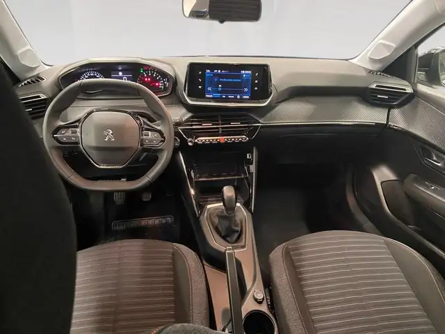 Peugeot 208 view 6