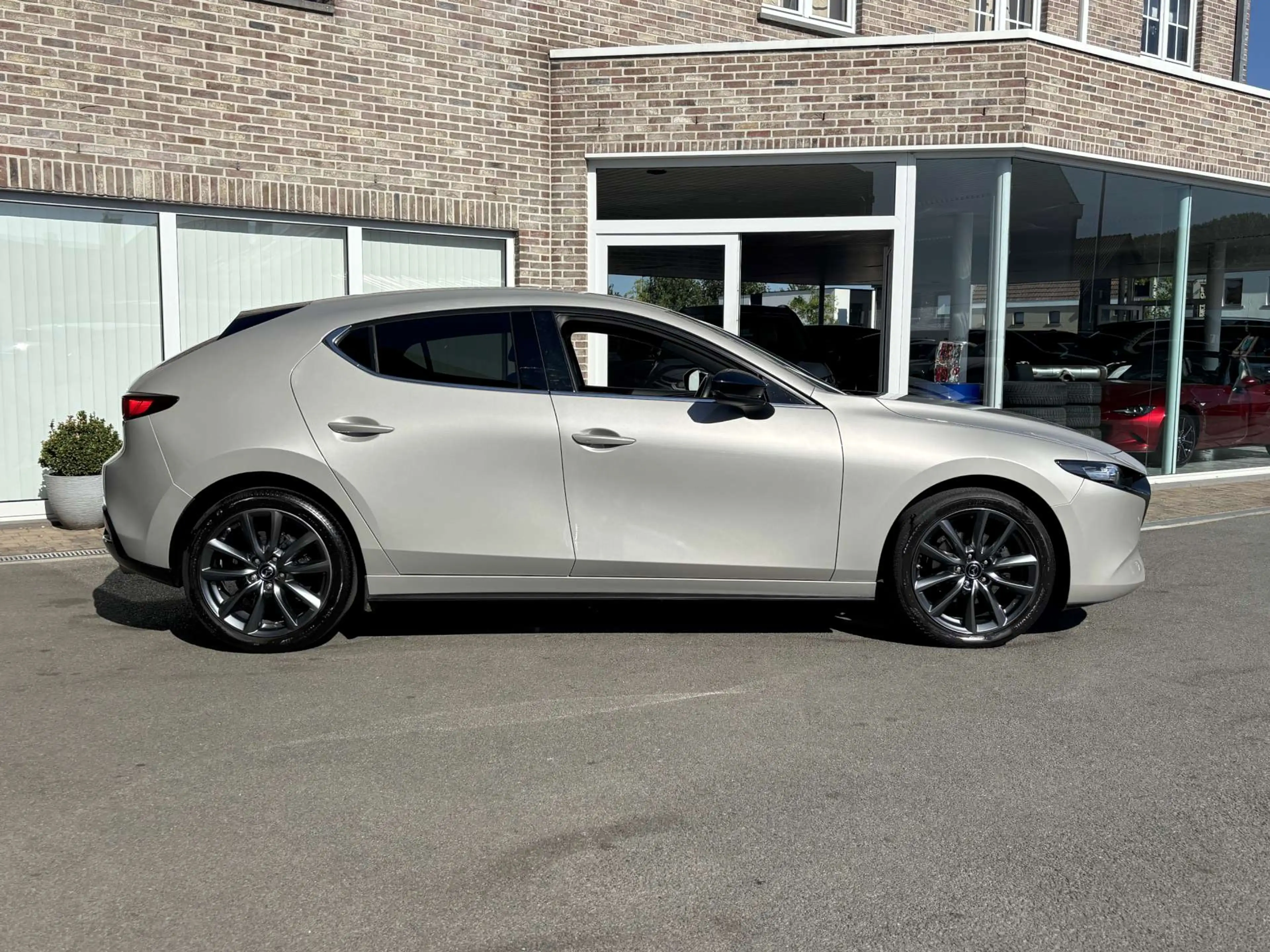 Mazda 3 3 2.0 M-HYBRID / Automaat / Trekhaak / 150pk / 67000km — photo 6