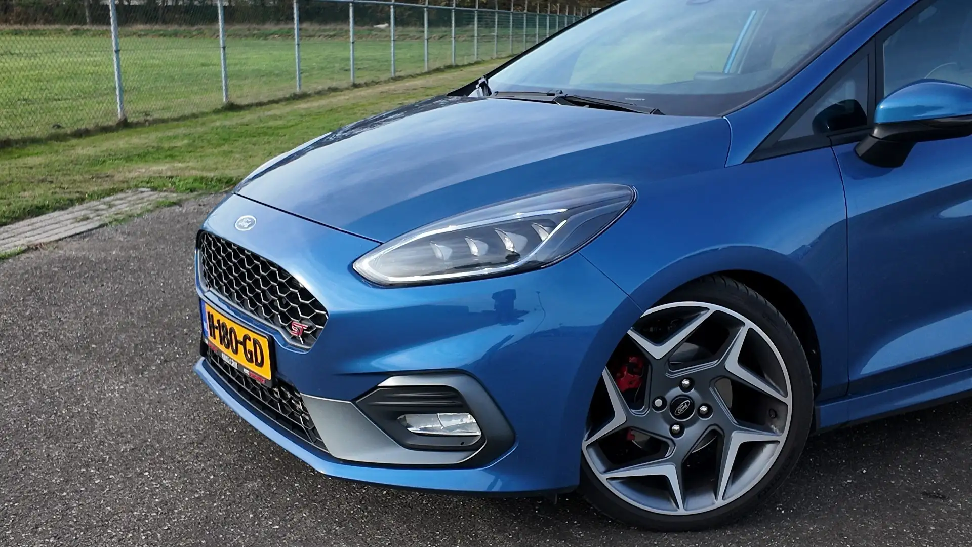 Ford Fiesta 1.5 EcoB. ST-3 Blauw - 2