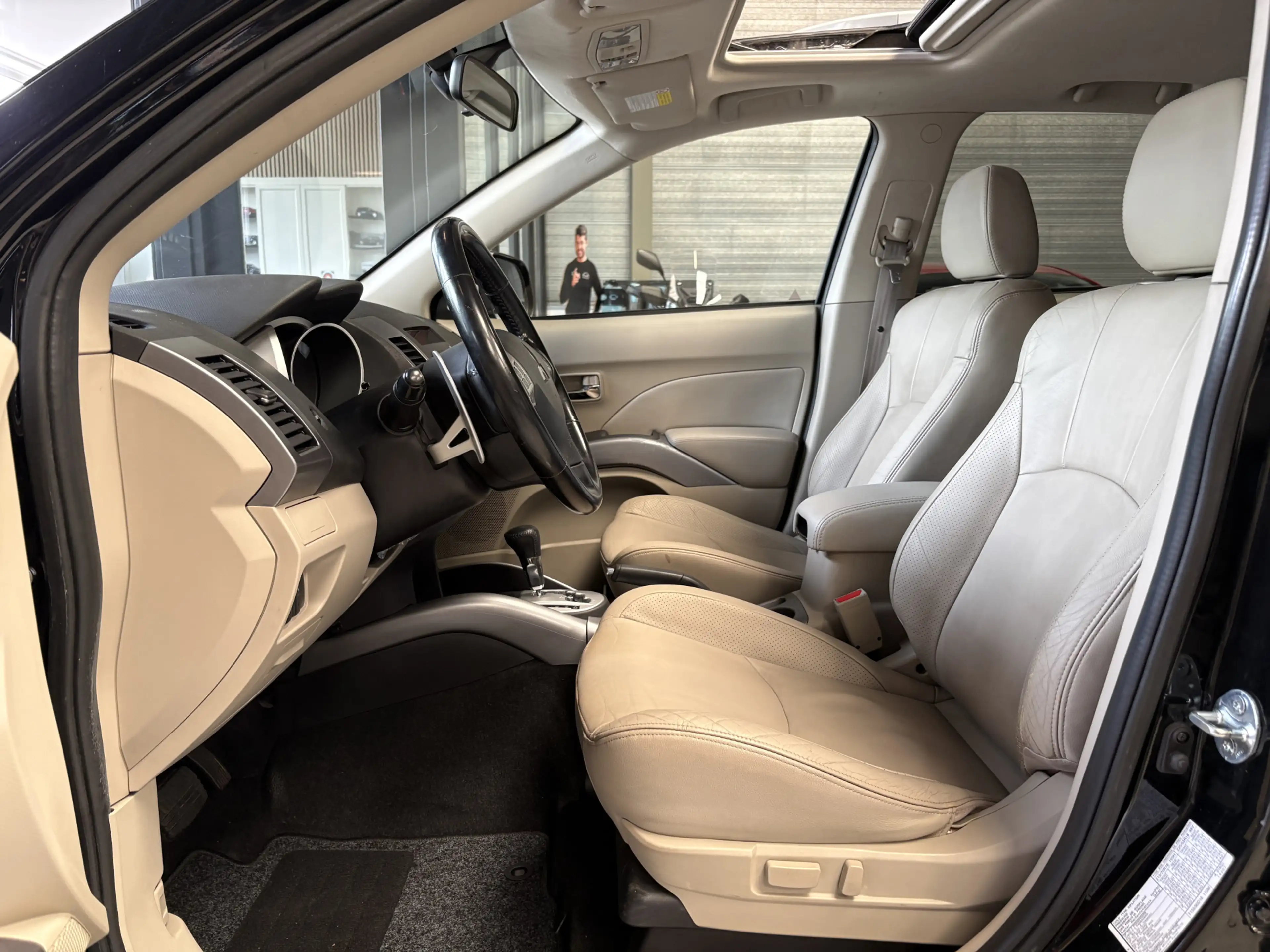 Mitsubishi Outlander 2.4 Instyle 4WD, Airco, Schuifdak, 7 persoons — photo 18
