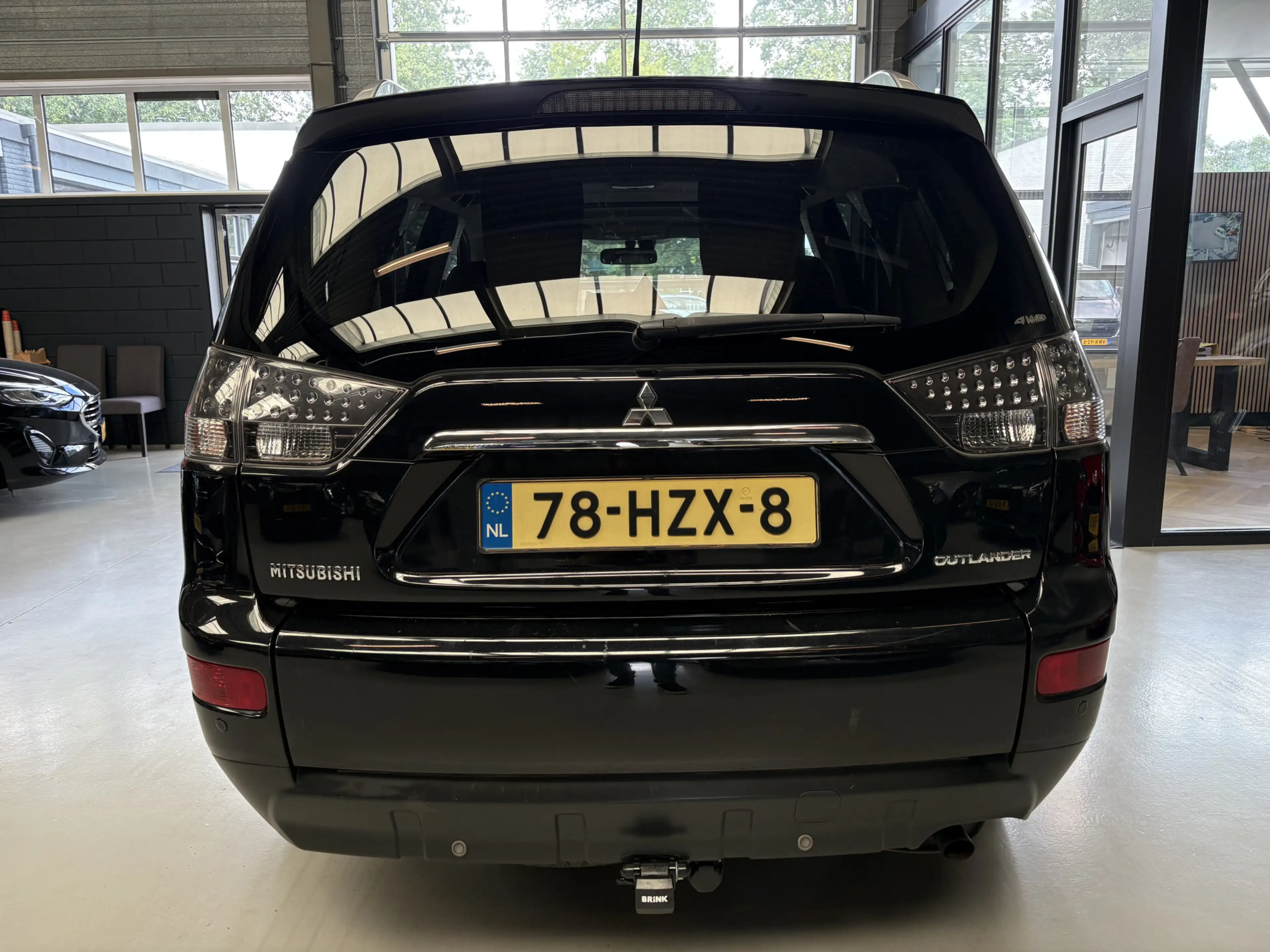 Mitsubishi Outlander 2.4 Instyle 4WD, Airco, Schuifdak, 7 persoons — photo 9