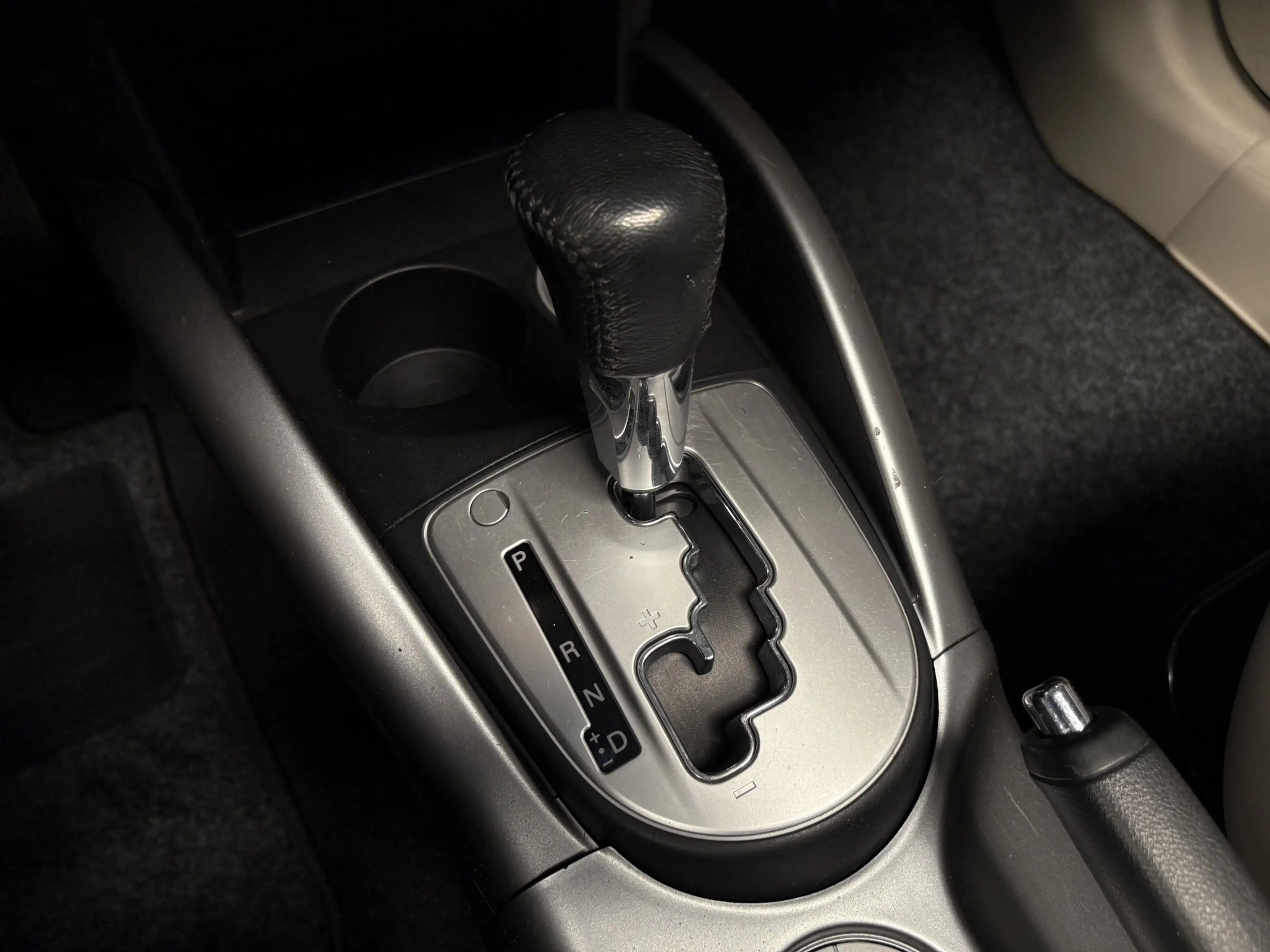 Mitsubishi Outlander 2.4 Instyle 4WD, Airco, Schuifdak, 7 persoons — photo 6