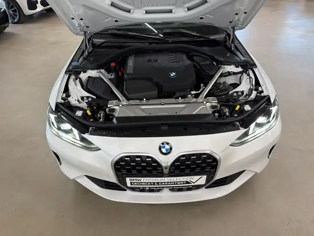 BMW 4 Series view 19