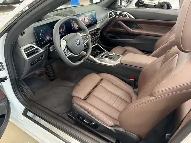 BMW 4 Series view 14