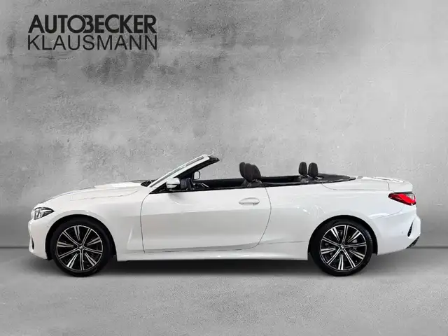 BMW 4 Series view 3