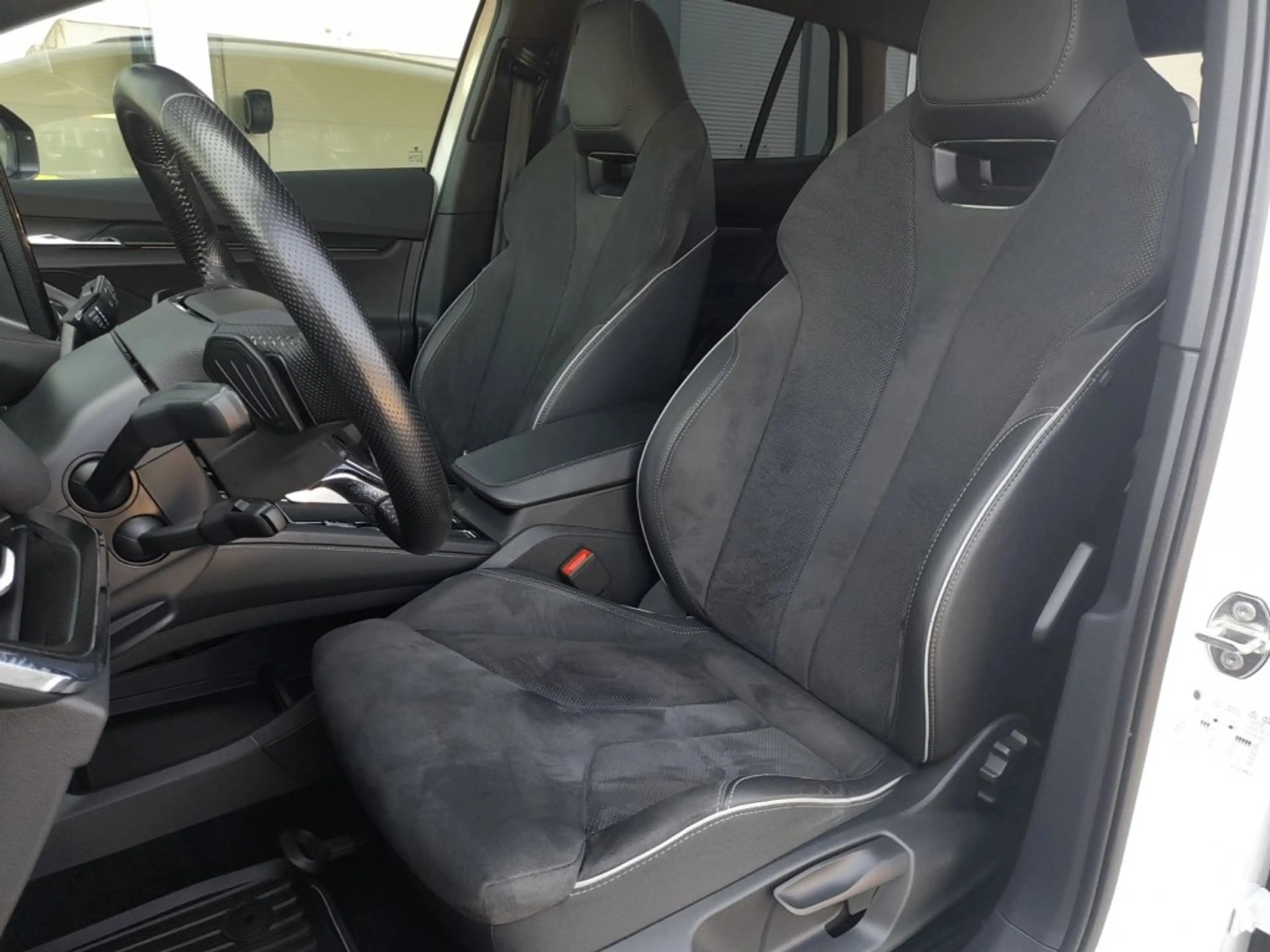 Skoda Enyaq IV SPORTLINE 4x4 82kWh Aut. *20 ZOLL / SKY / LED / NAVI / AHV & 360° KAMERA / LEDER-ALCANTARA / SHZG v+h* — photo 14