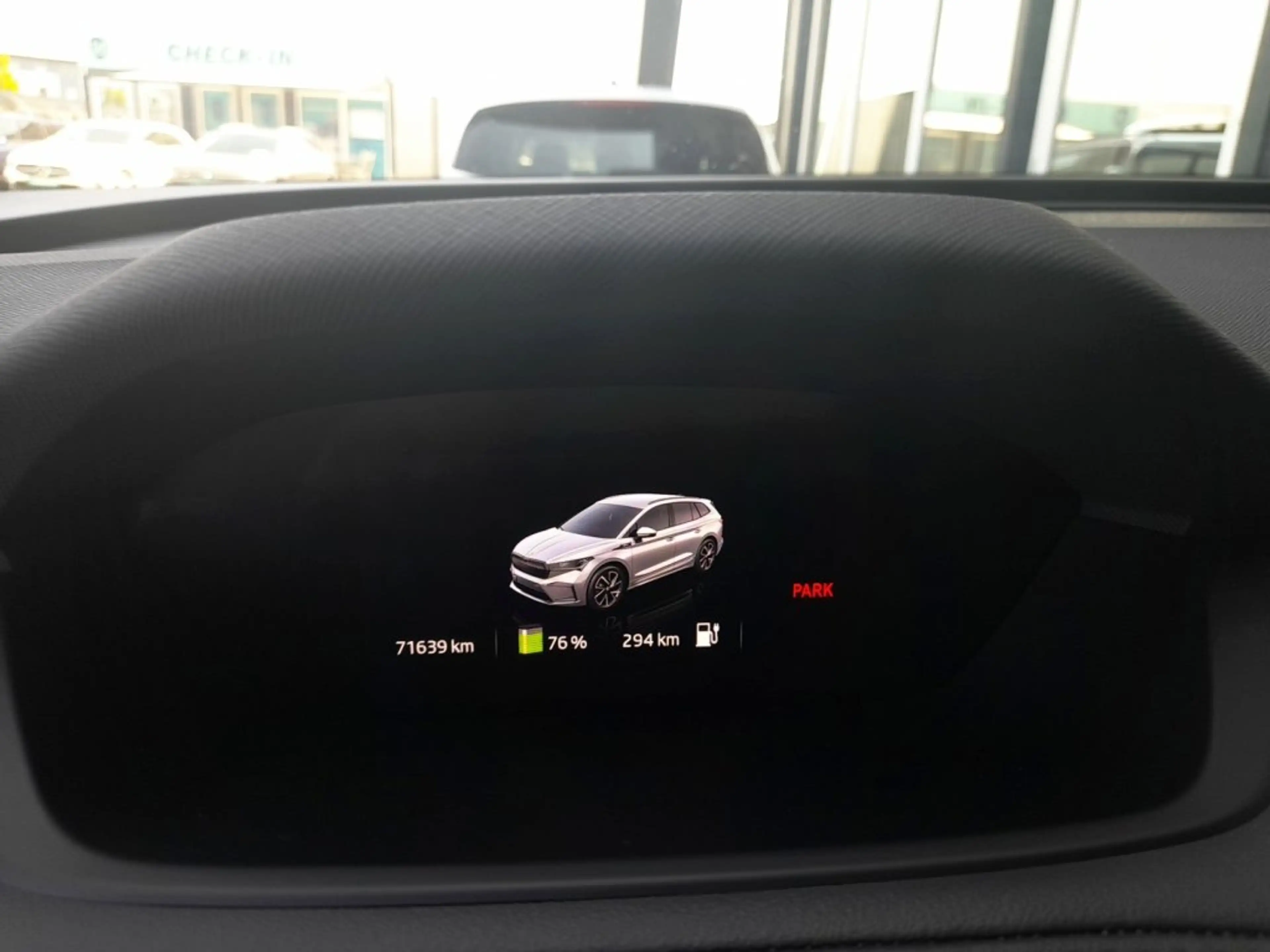 Skoda Enyaq IV SPORTLINE 4x4 82kWh Aut. *20 ZOLL / SKY / LED / NAVI / AHV & 360° KAMERA / LEDER-ALCANTARA / SHZG v+h* — photo 10