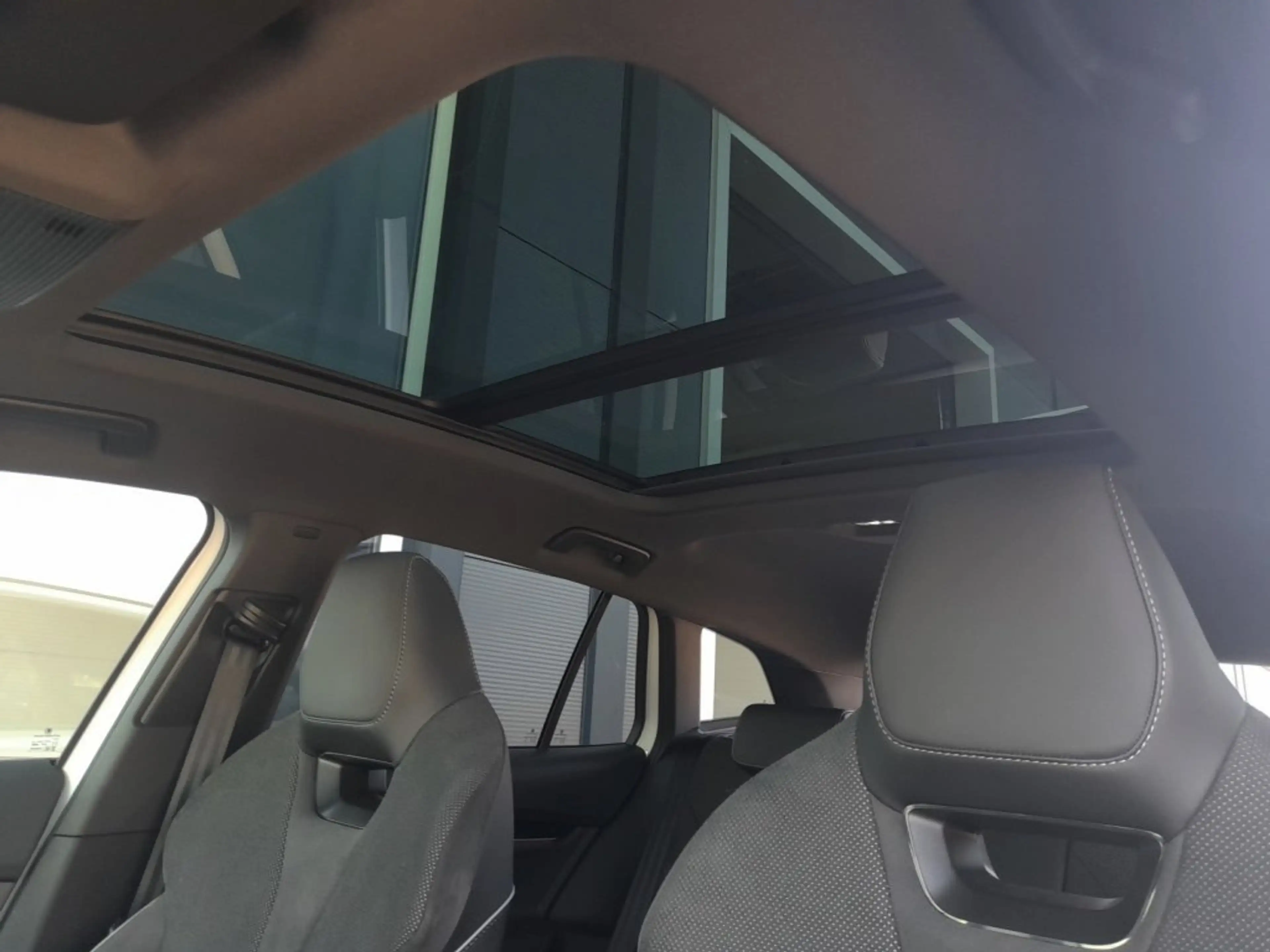 Skoda Enyaq IV SPORTLINE 4x4 82kWh Aut. *20 ZOLL / SKY / LED / NAVI / AHV & 360° KAMERA / LEDER-ALCANTARA / SHZG v+h* — photo 12