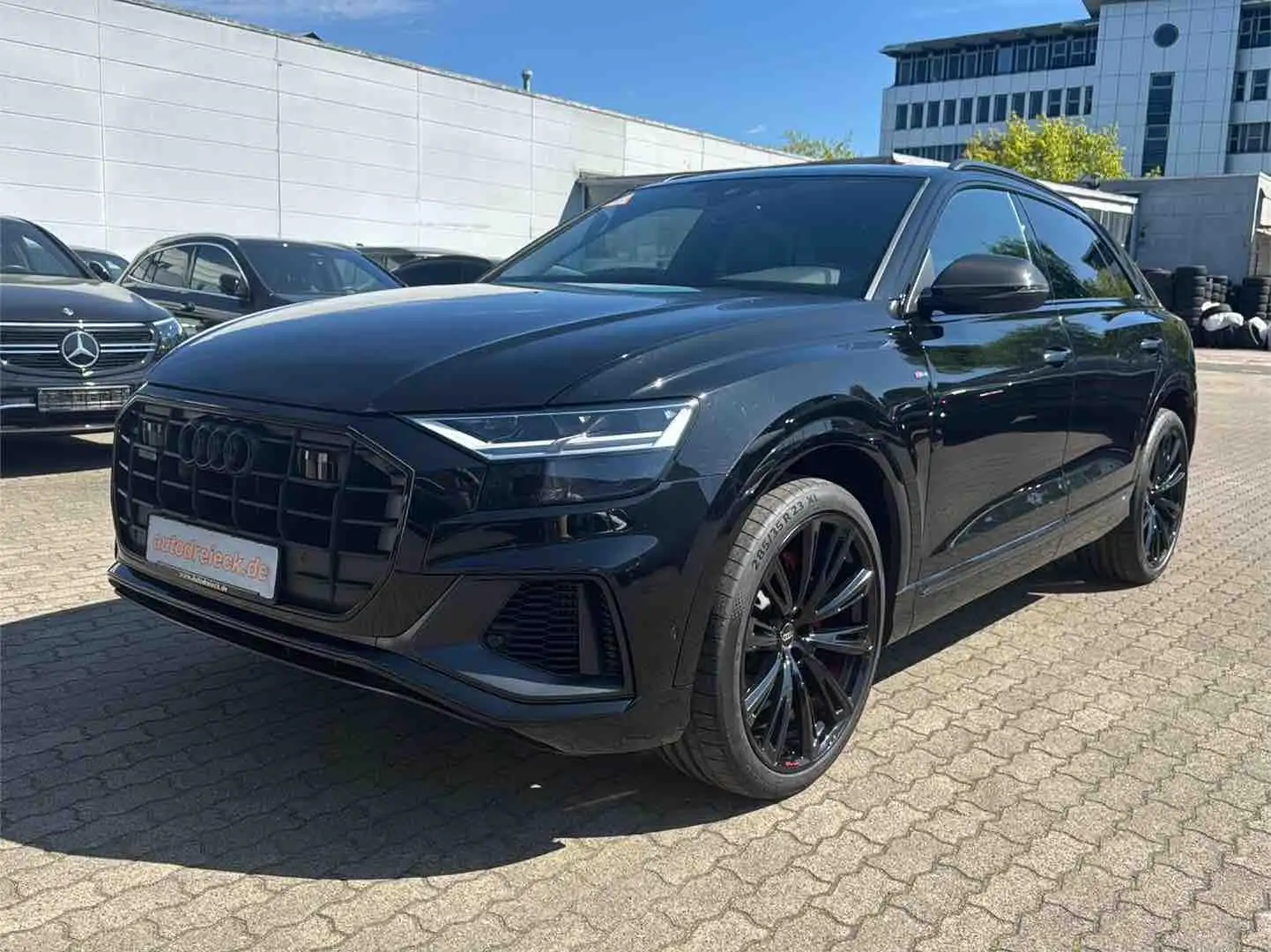 Audi Q8 55 TFSI 2x S line competition plus ACC AHK 23 Schwarz - 1