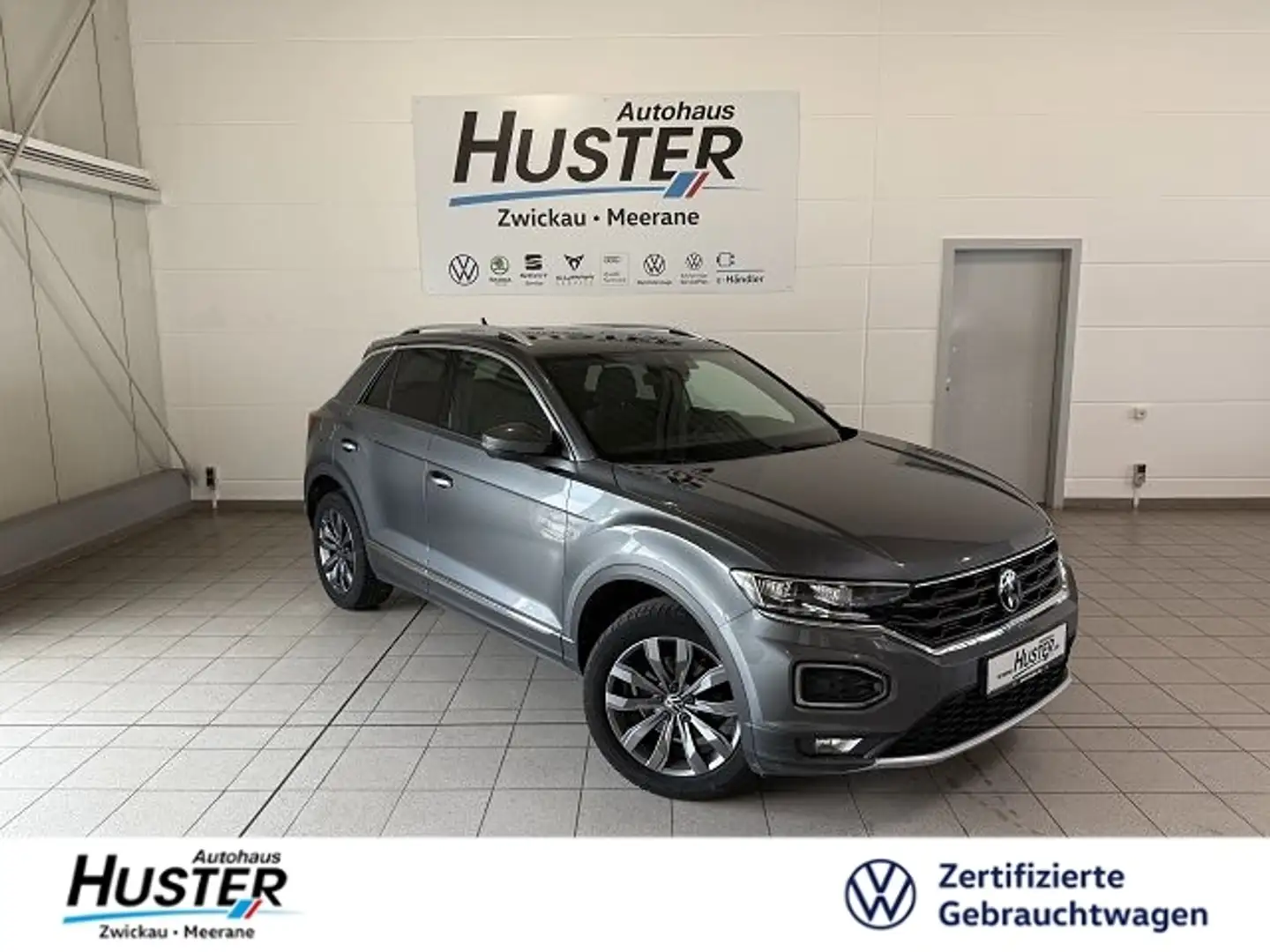 Volkswagen T-Roc Sport 1.5 TSI **LED,AZV,ACC** Gris - 1