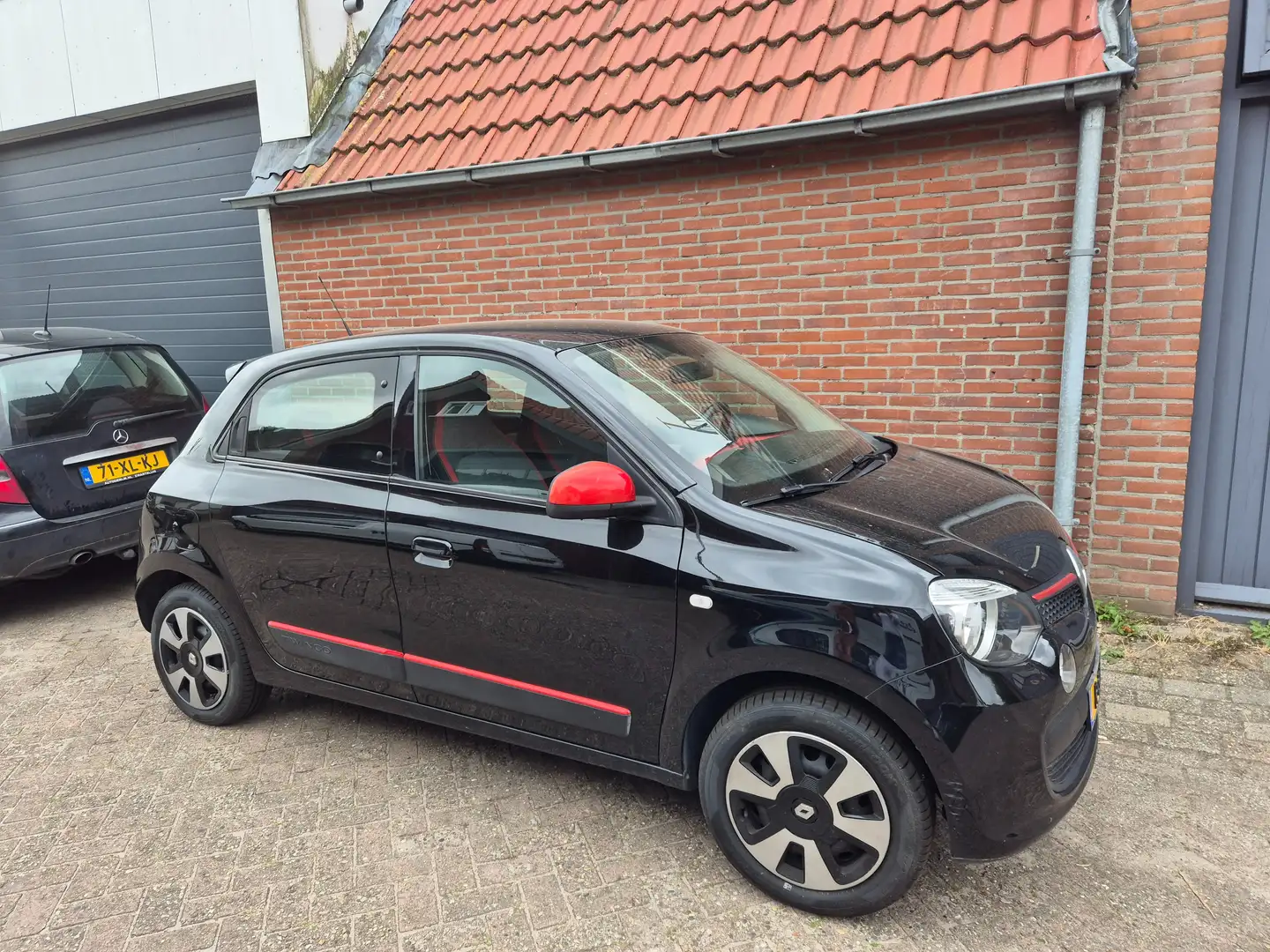 Renault Twingo Twingo 1.0 SCe Expression Zwart - 1