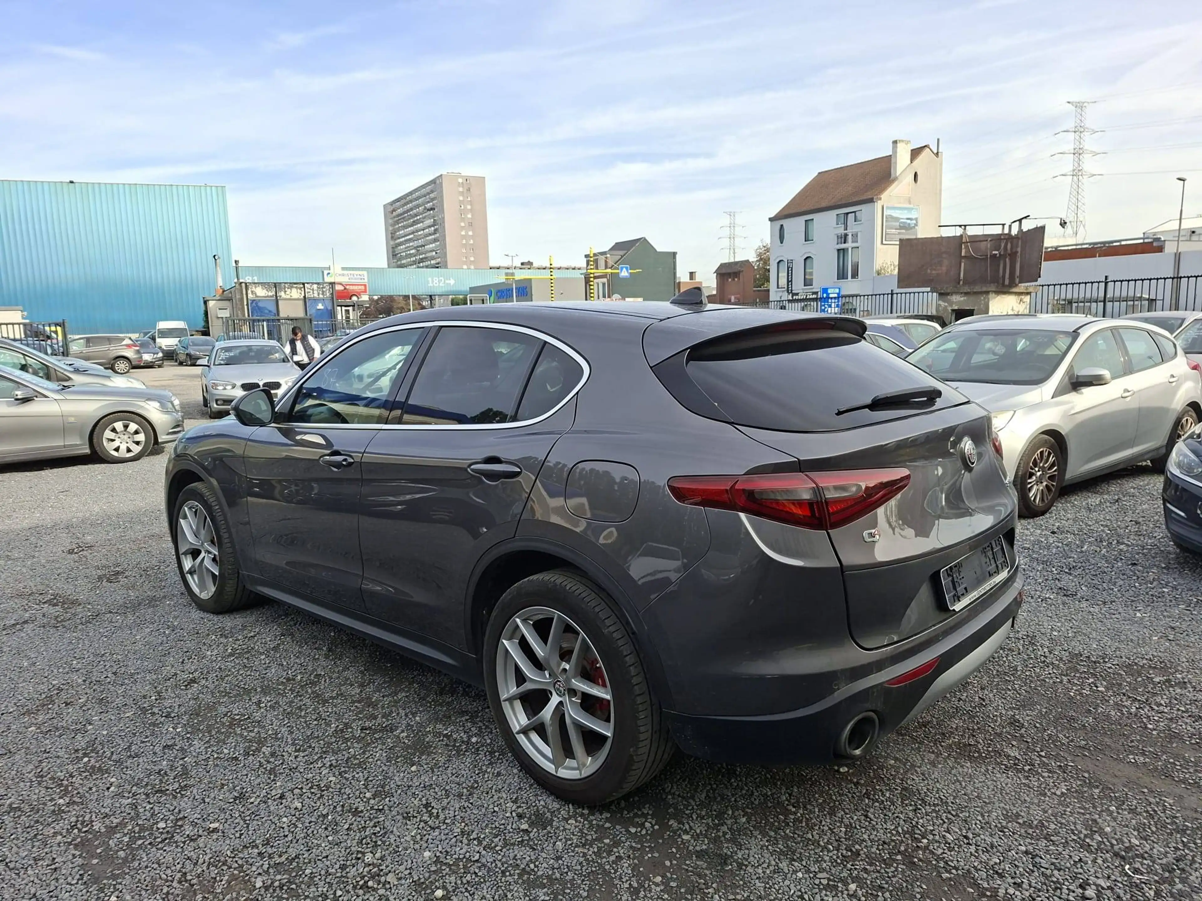 Alfa Romeo Stelvio Stelvio 2.0 T AWD First Edition — photo 3