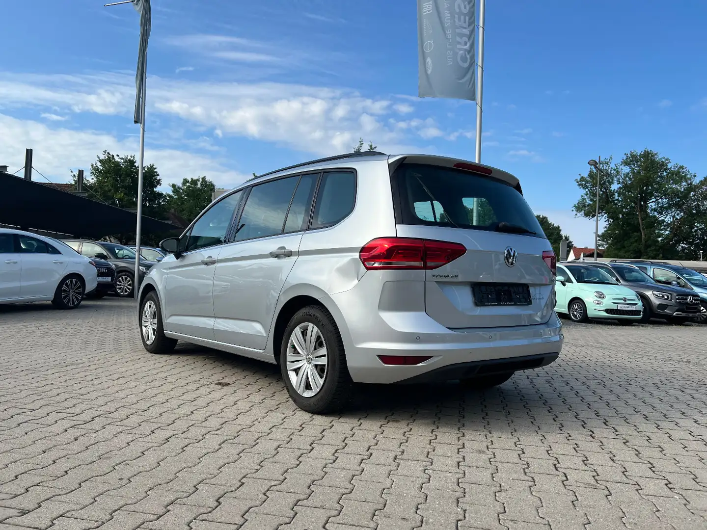 Volkswagen Touran 1.2 TSI 7 Sitzer *Navi PDC v+h Sitzh. AHK Argento - 2