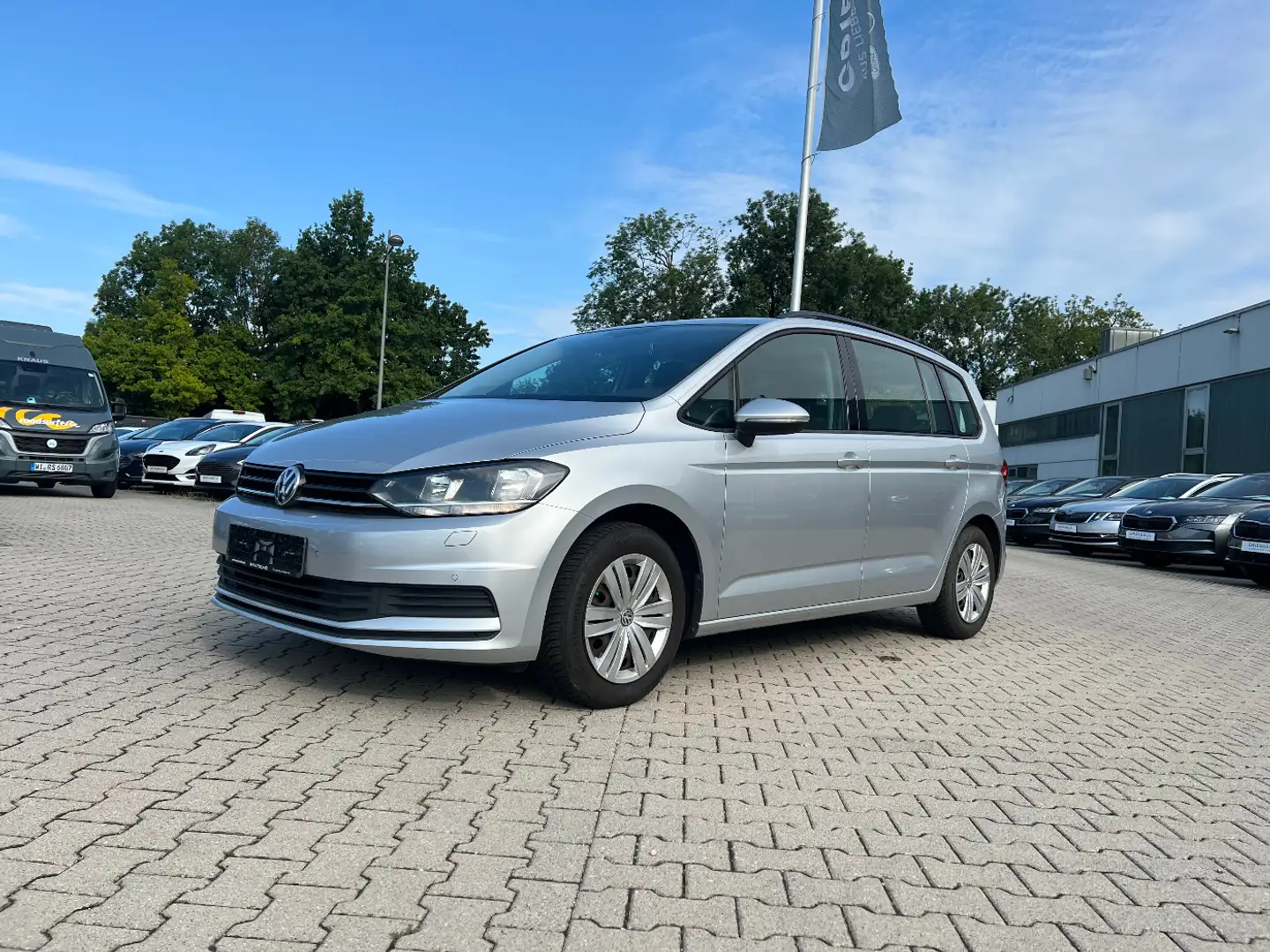 Volkswagen Touran 1.2 TSI 7 Sitzer *Navi PDC v+h Sitzh. AHK Argento - 1