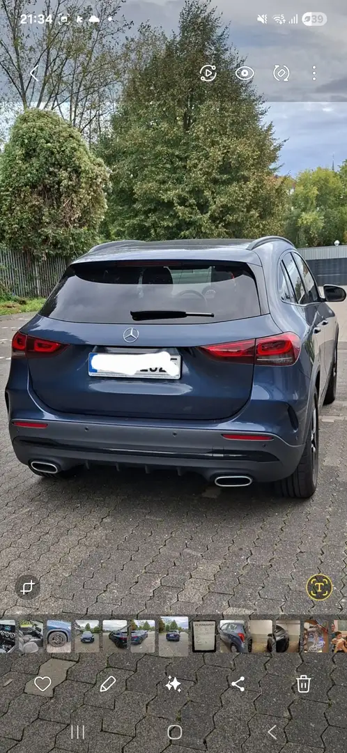 Mercedes-Benz GLA 200 Blau - 1