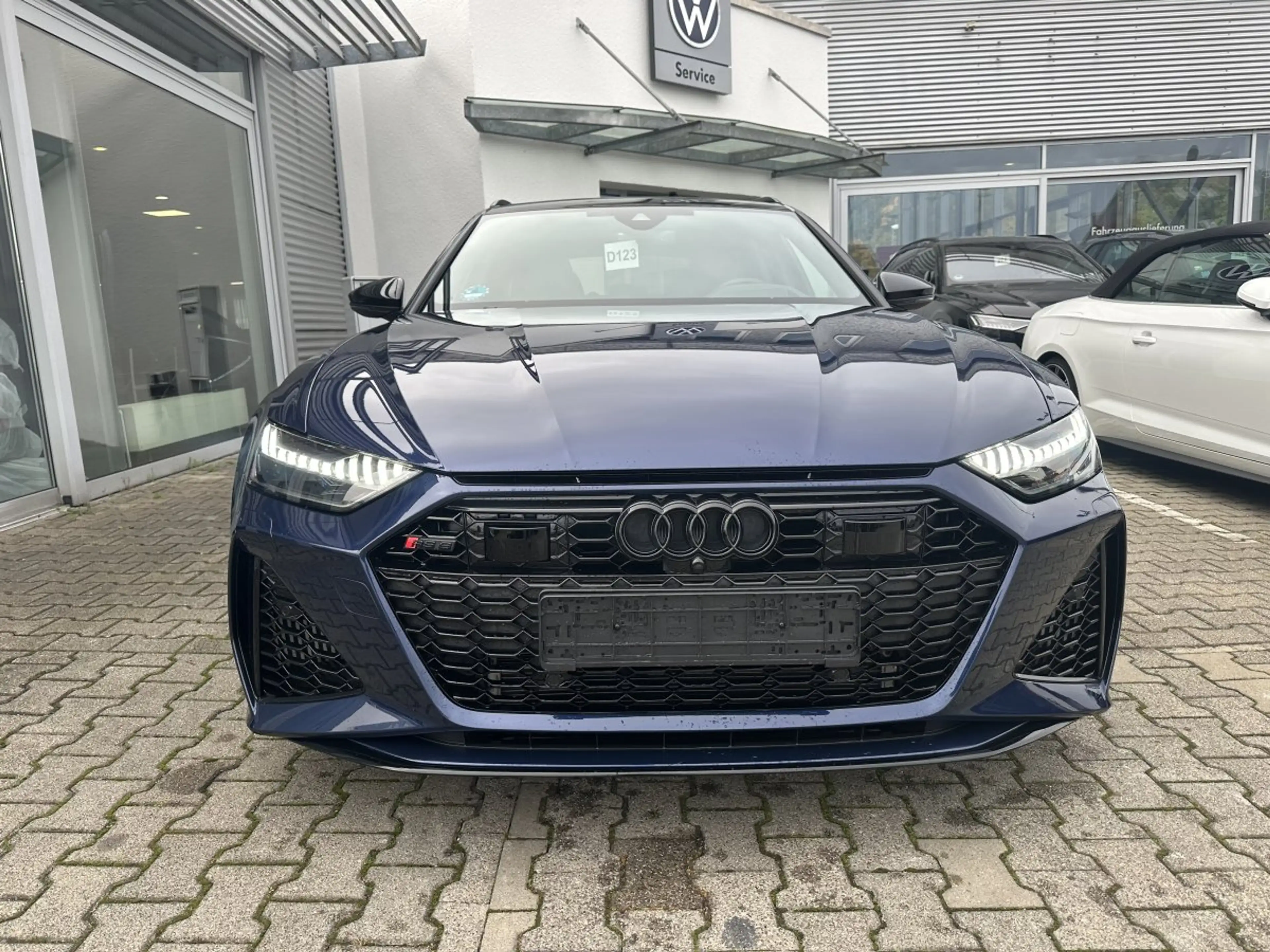 Audi RS6 AVANT 4.0TSI QUATTRO*HEAD-UP*PANO*STANDH.*AHK — photo 3