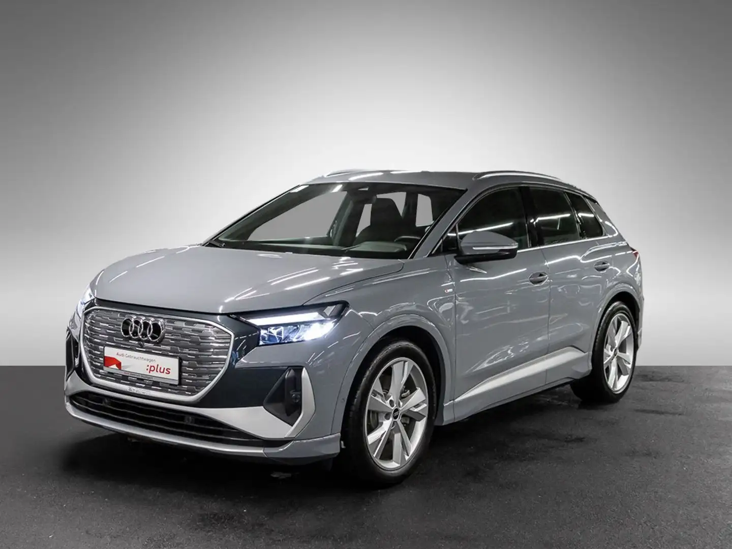 Audi Q4 e-tron 40 S line Keyless AHK Kamera 20'' Grau - 2