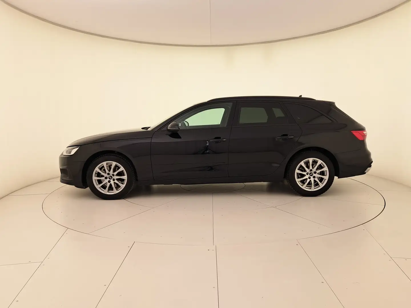 Audi A4 avant 35 2.0 tfsi mhev 150cv s-tronic Nero - 2