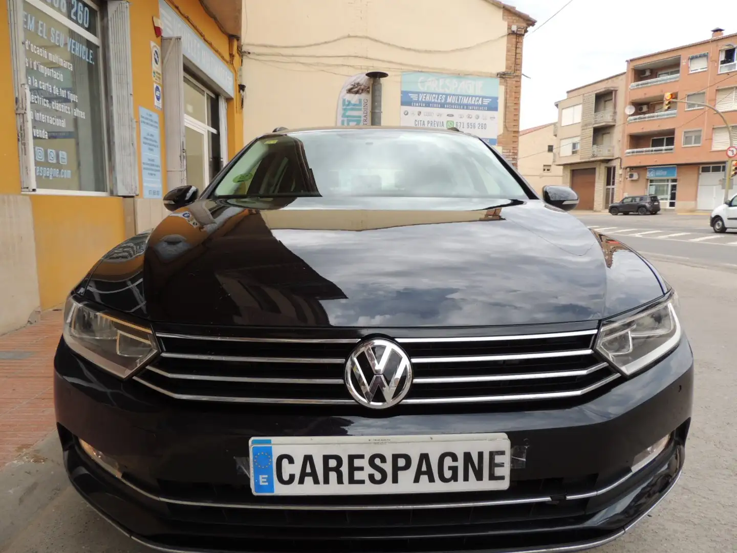 Volkswagen Passat Variant SW 2.0 TDI 150 BMT Confortline Schwarz - 2