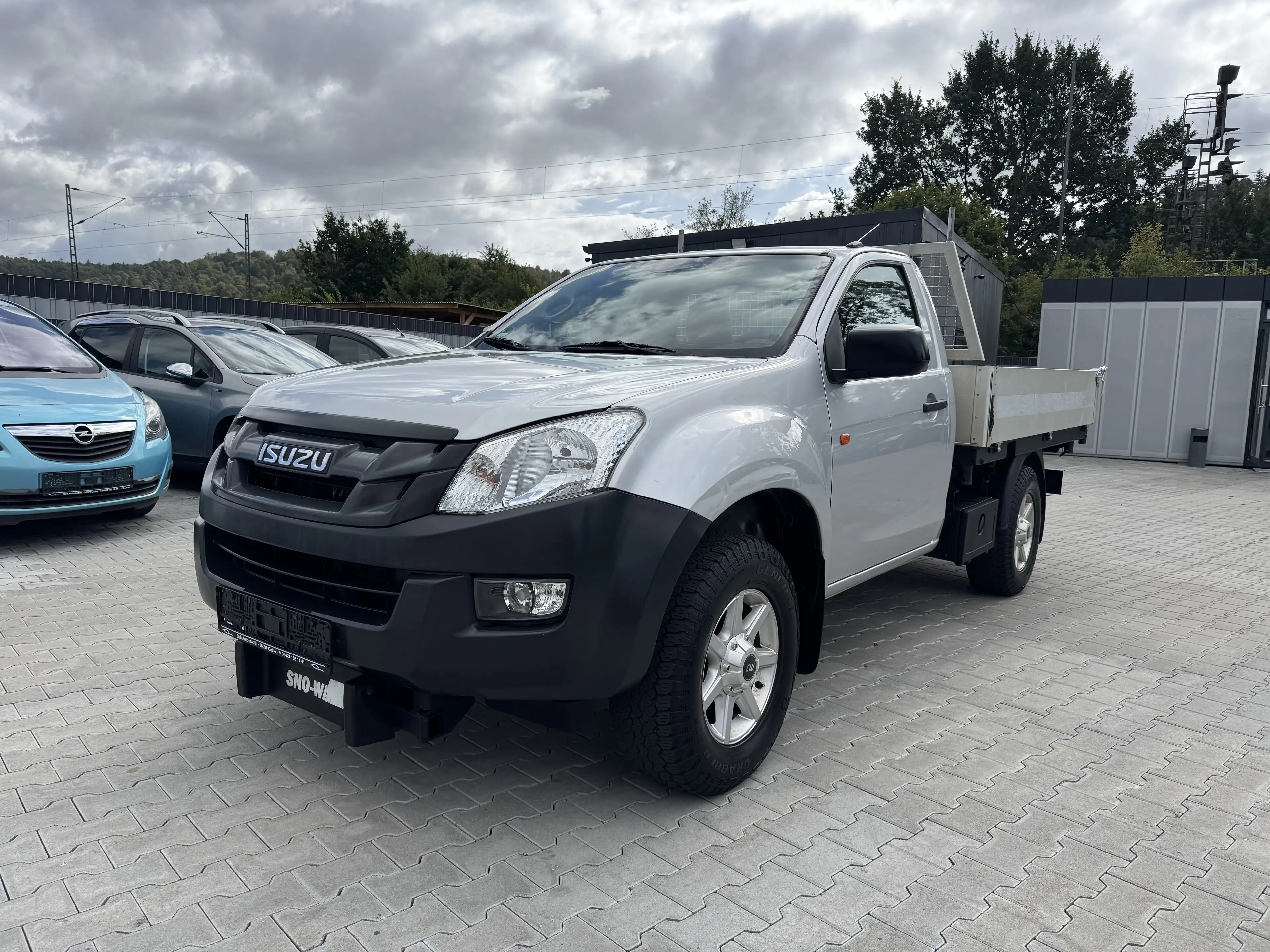 Isuzu D-Max 2,5 TD Single Cab Basis 4WD +Kipper+Winterdienst+